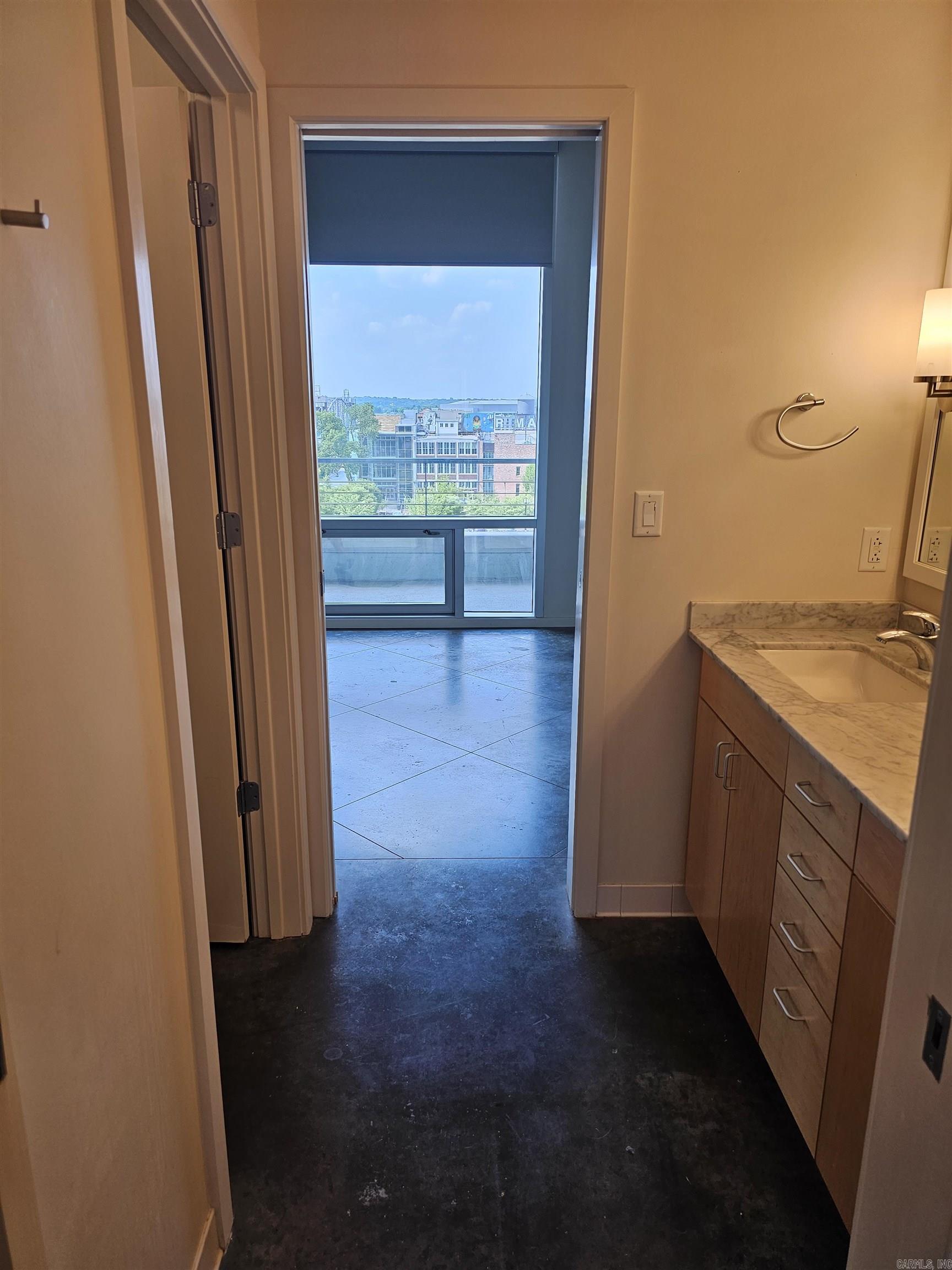 River Market Tower - Residential Lease