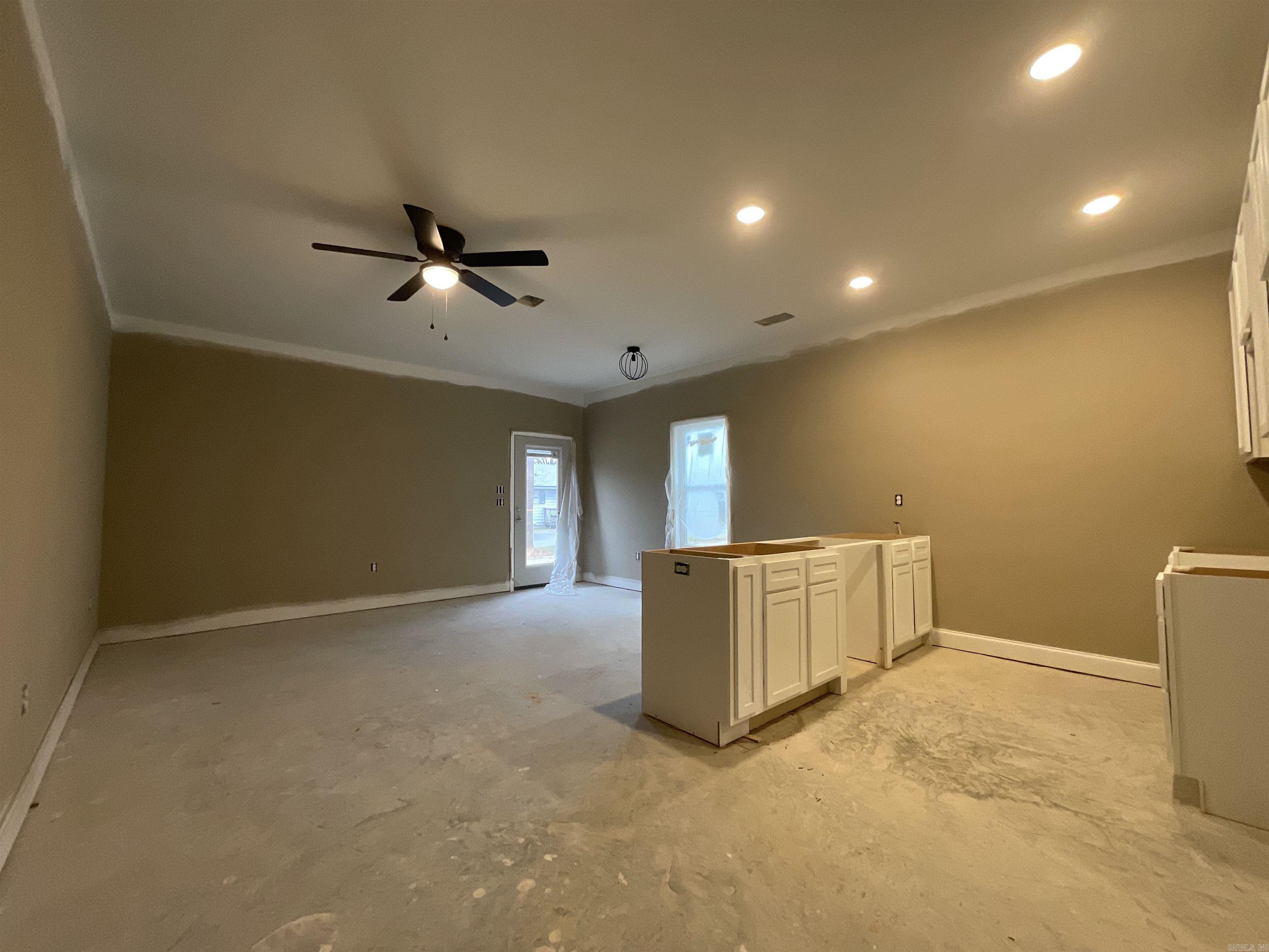 THE WRIGLEY PLACE ADDITION LOT 1 - Residential Income