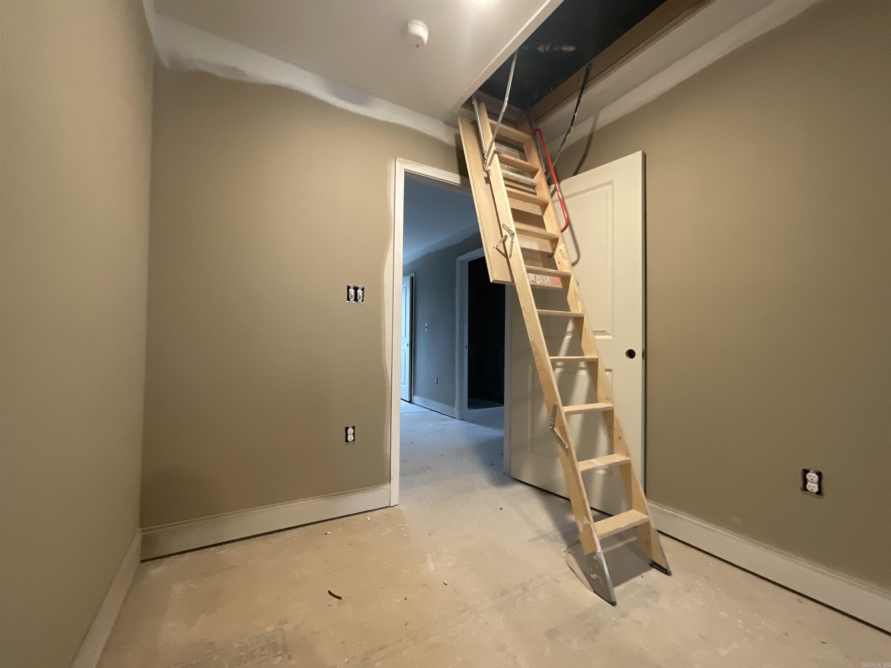 THE WRIGLEY PLACE ADDITION LOT 1 - Residential Income