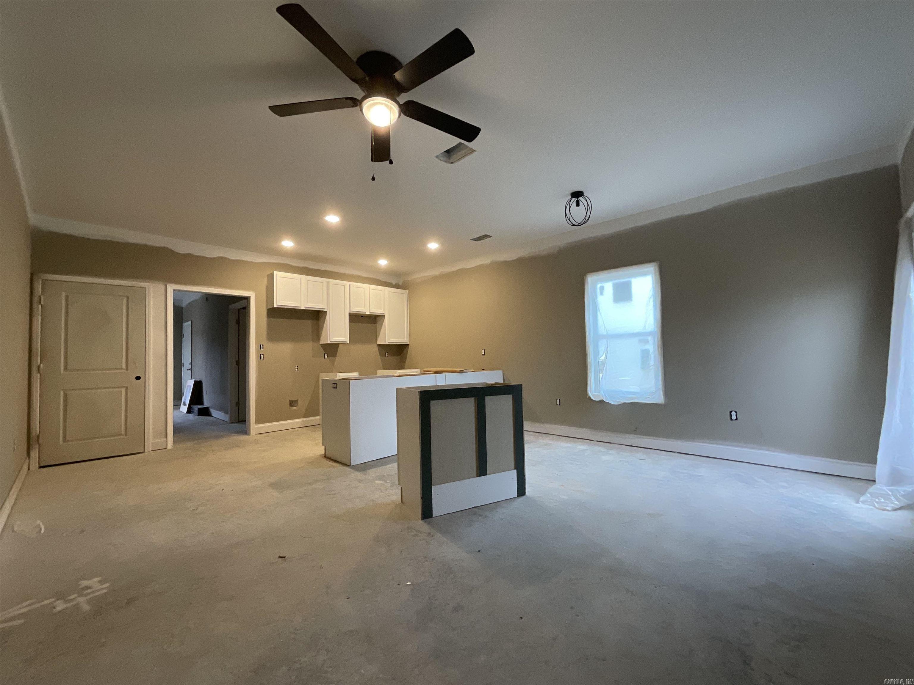 THE WRIGLEY PLACE ADDITION LOT 1 - Residential Income