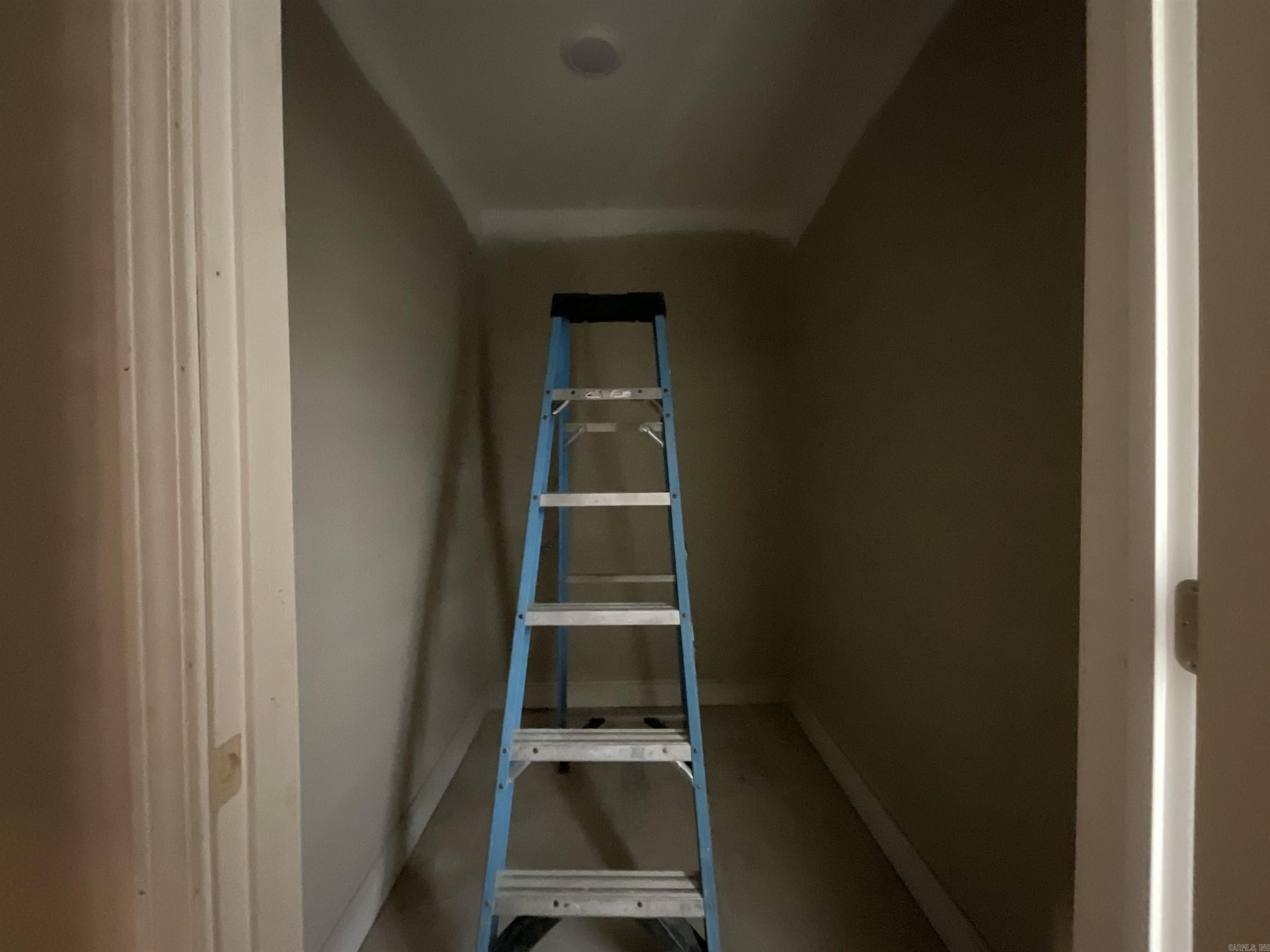 THE WRIGLEY PLACE ADDITION LOT 1 - Residential Income