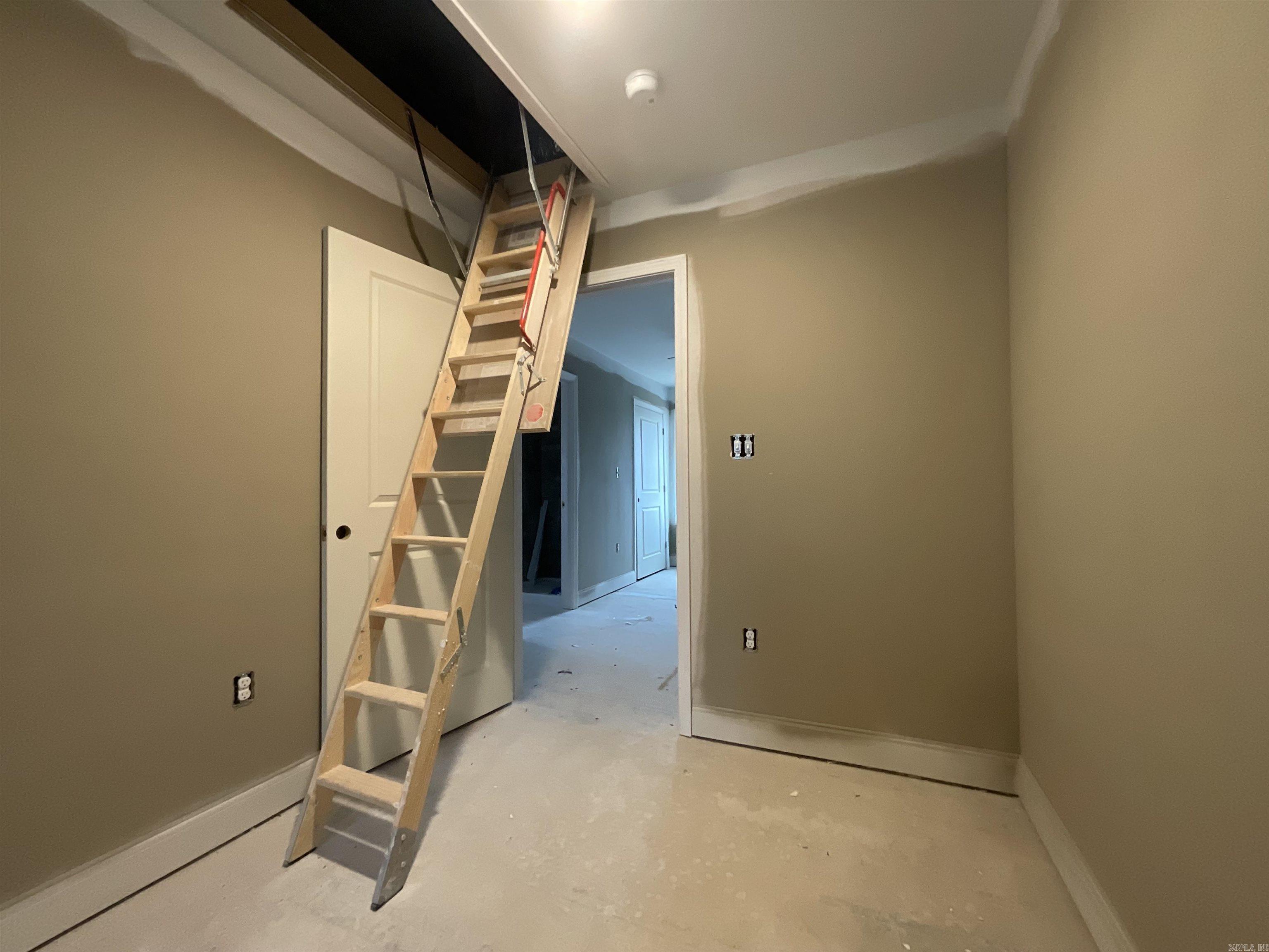 THE WRIGLEY PLACE ADDITION LOT 1 - Residential Income