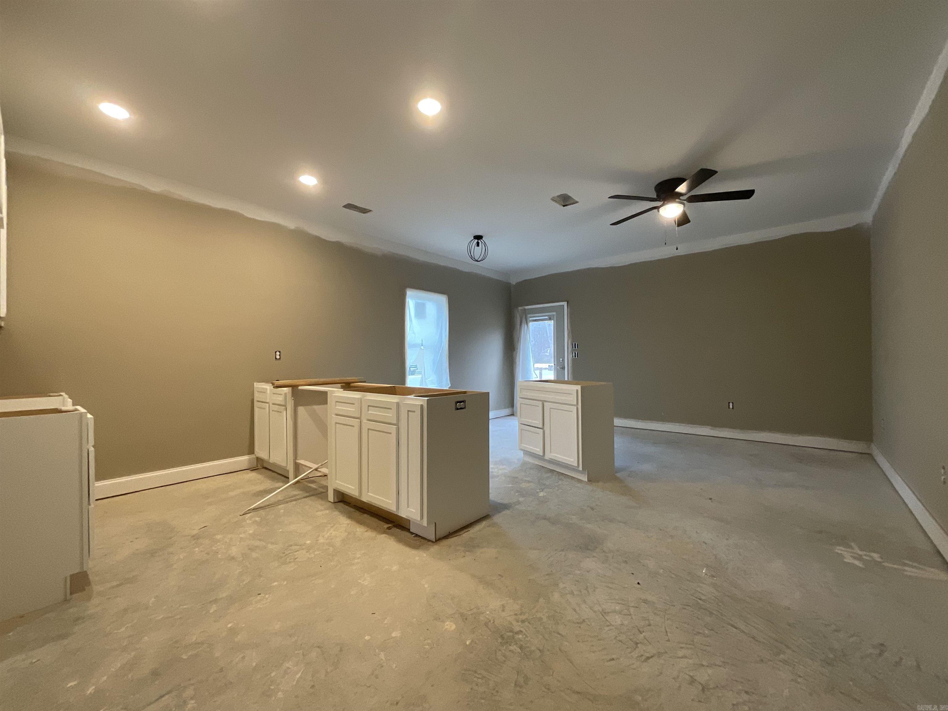 THE WRIGLEY PLACE ADDITION LOT 1 - Residential Income