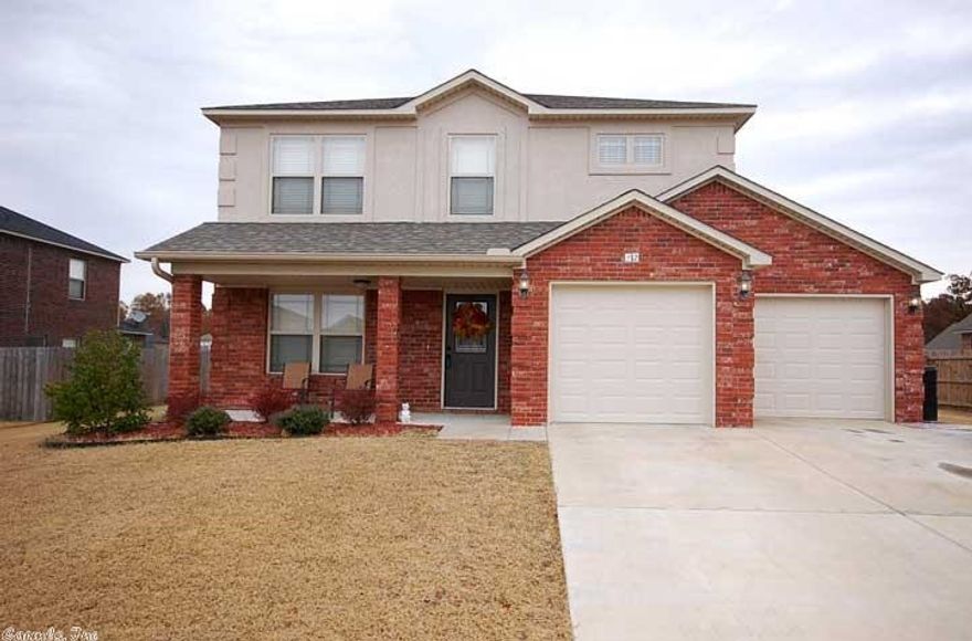 Pride of ownership shows in this beautiful, like new 3 bedroom/2.5 bath home.  You will love the spacious feel this home gives and the nice sized back yard!  Large Master bedroom with trey ceilings and jacuzzi tub in master bath and complete with huge walk-in closet!  Two car garage with extra parking pad for 3rd vehicle. Square footage is approximate, measuring encouraged. Taxes stated are after homestead credit.  More pictures coming soon!