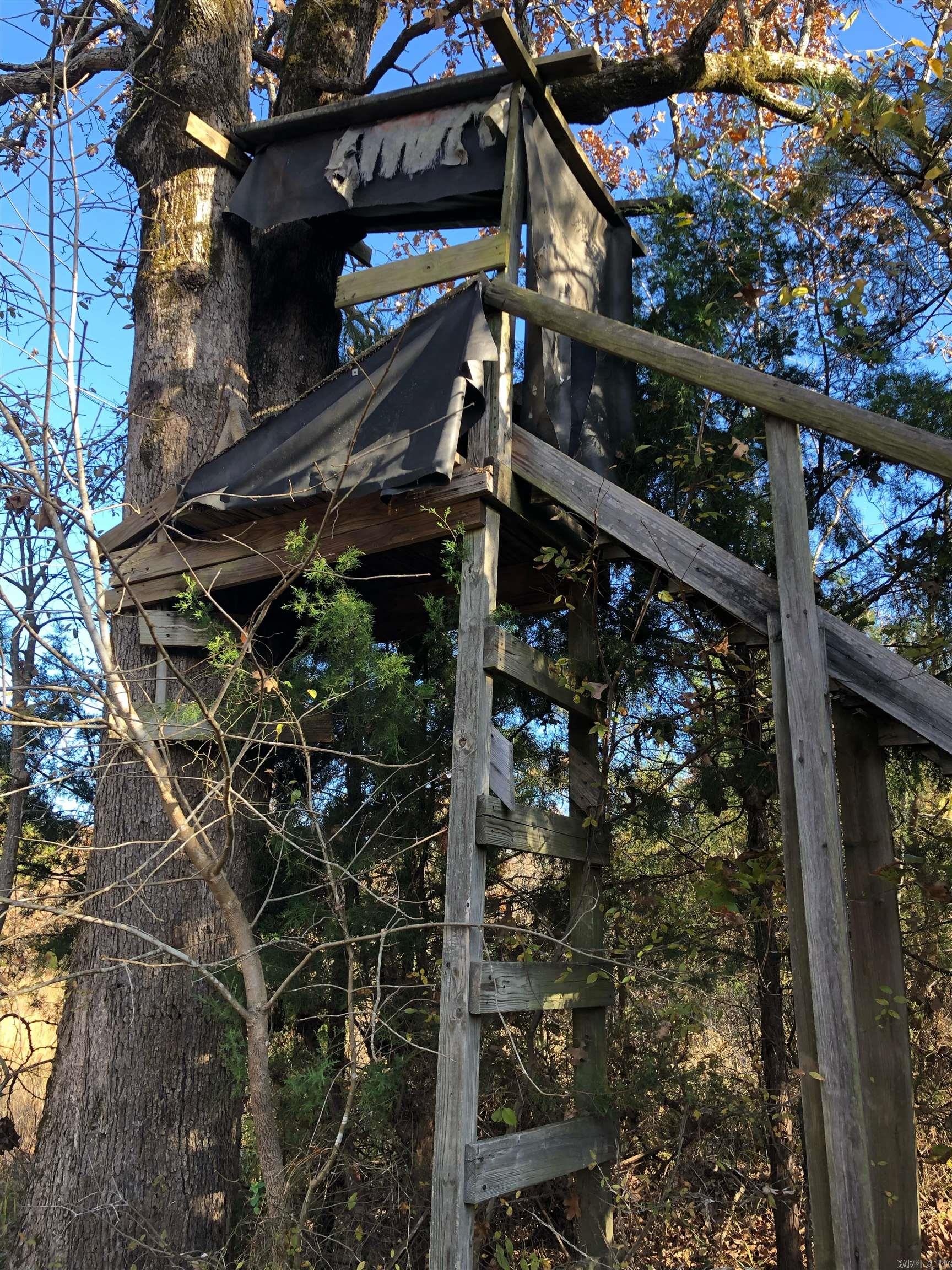 Metes & Bounds - Land