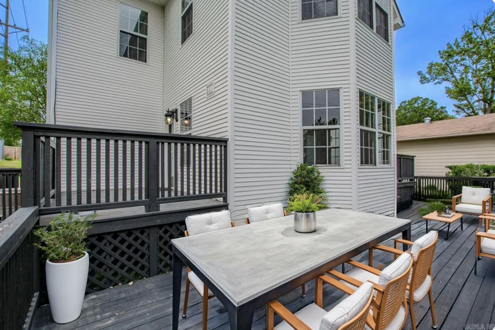 INDIAN HILLS - Residential