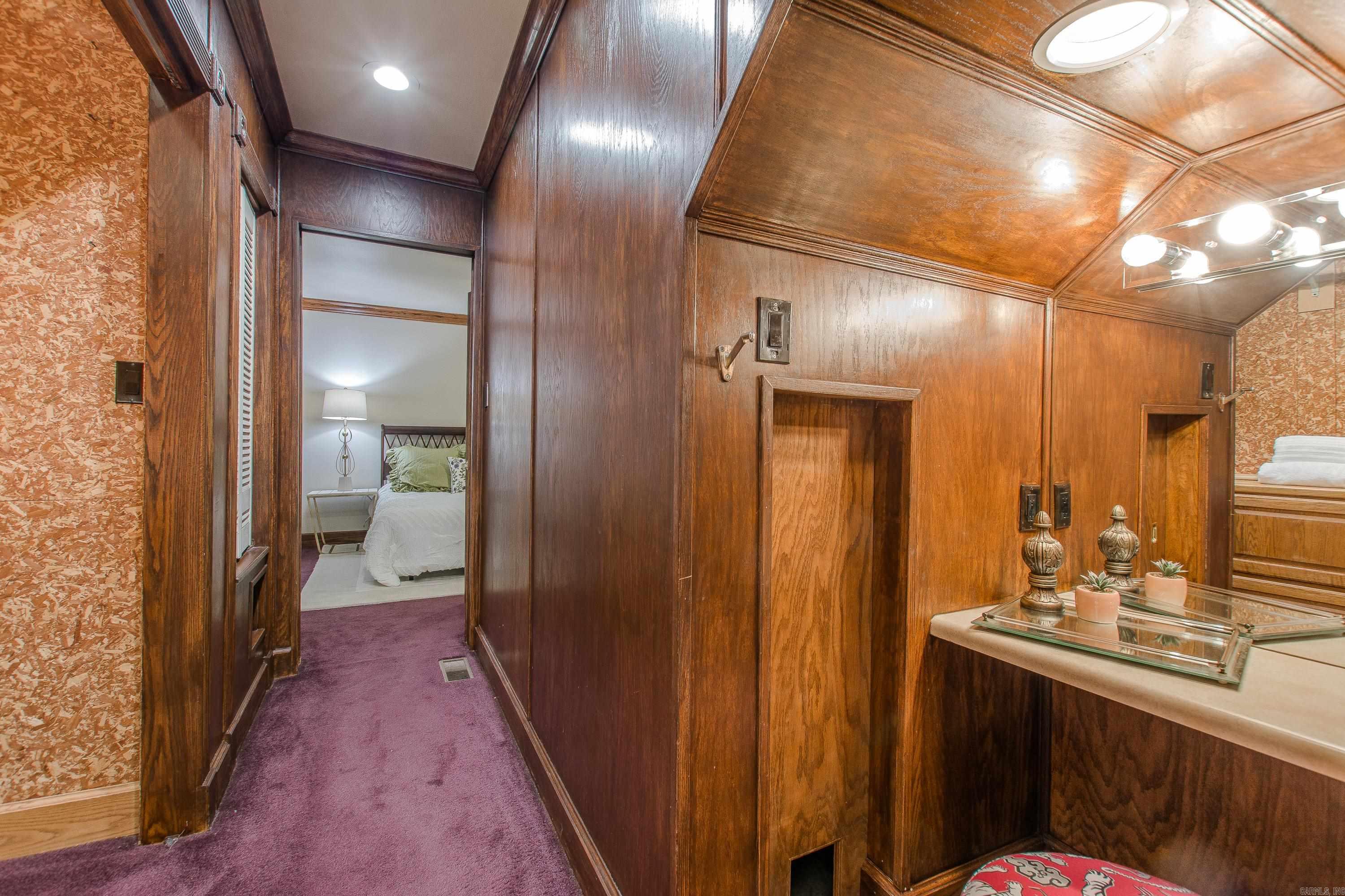 INDIAN HILLS - Residential