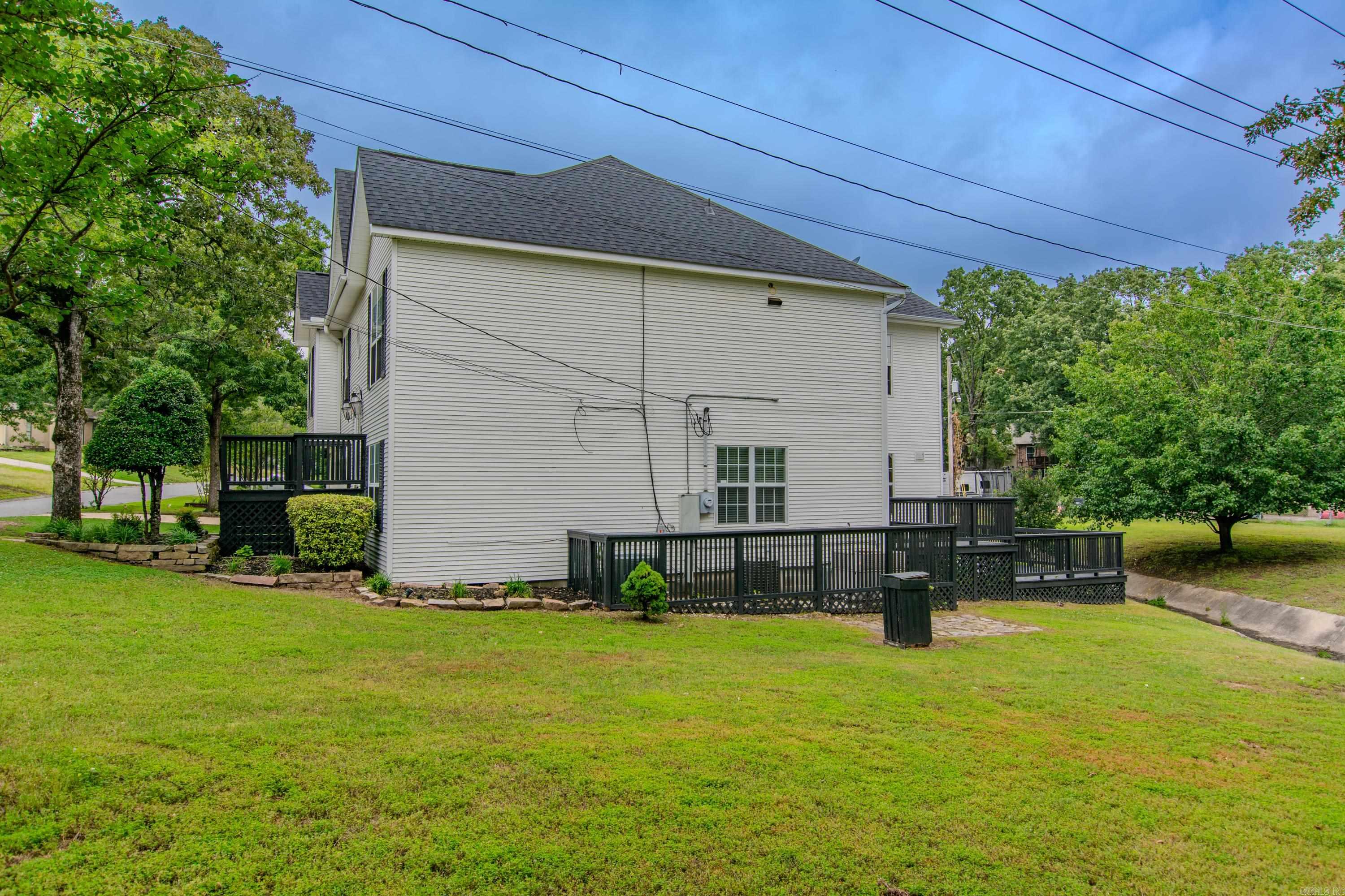 INDIAN HILLS - Residential