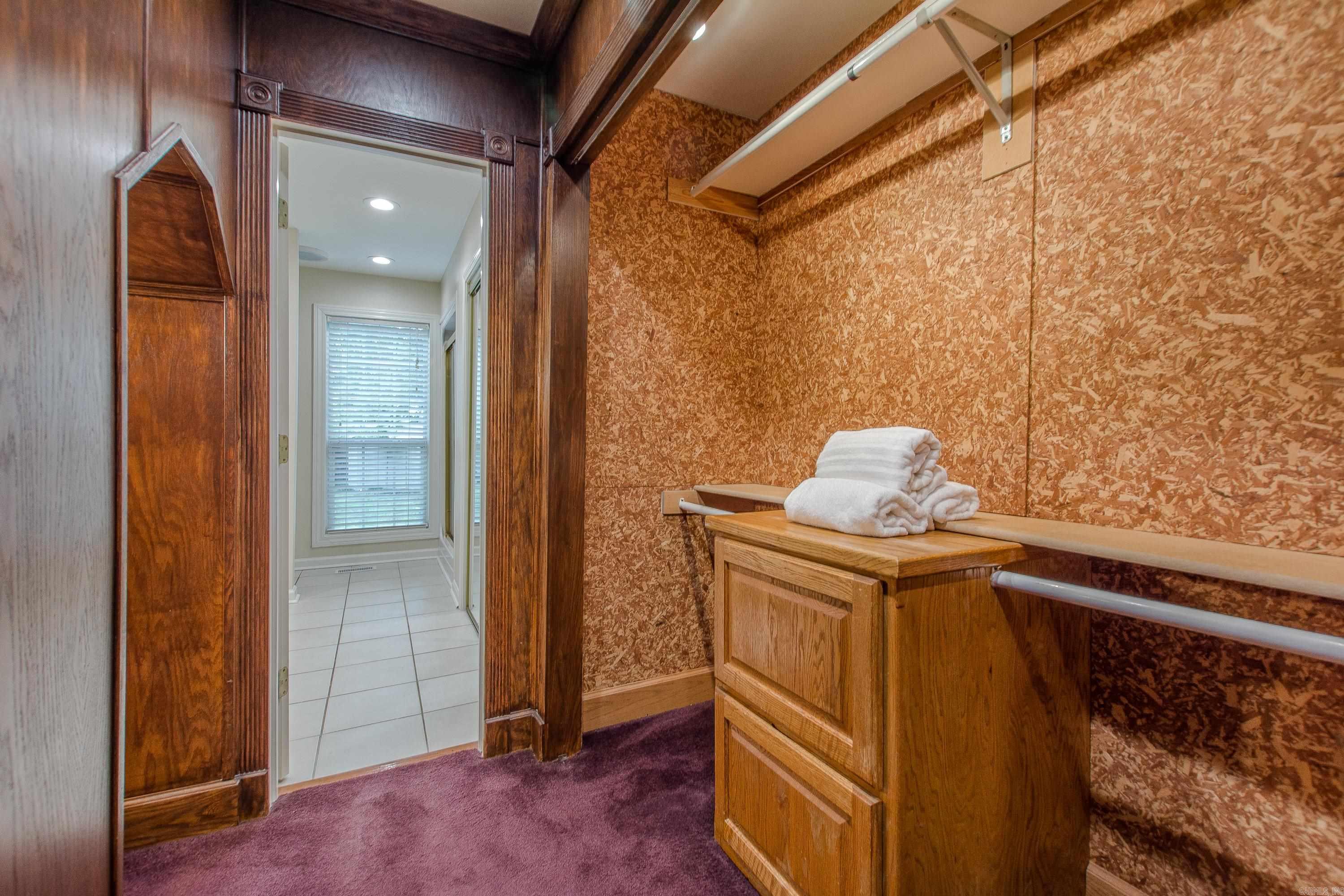 INDIAN HILLS - Residential