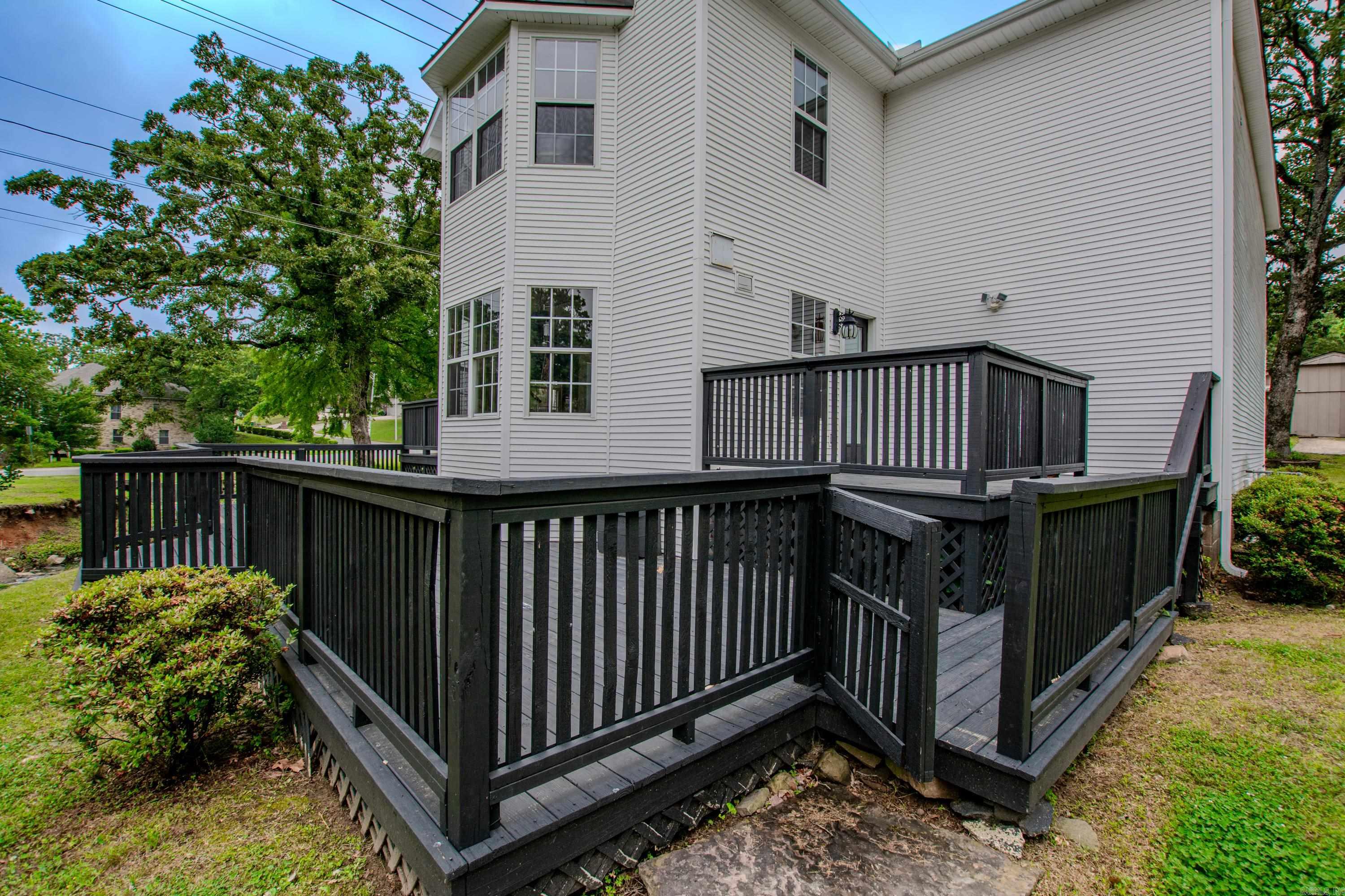 INDIAN HILLS - Residential