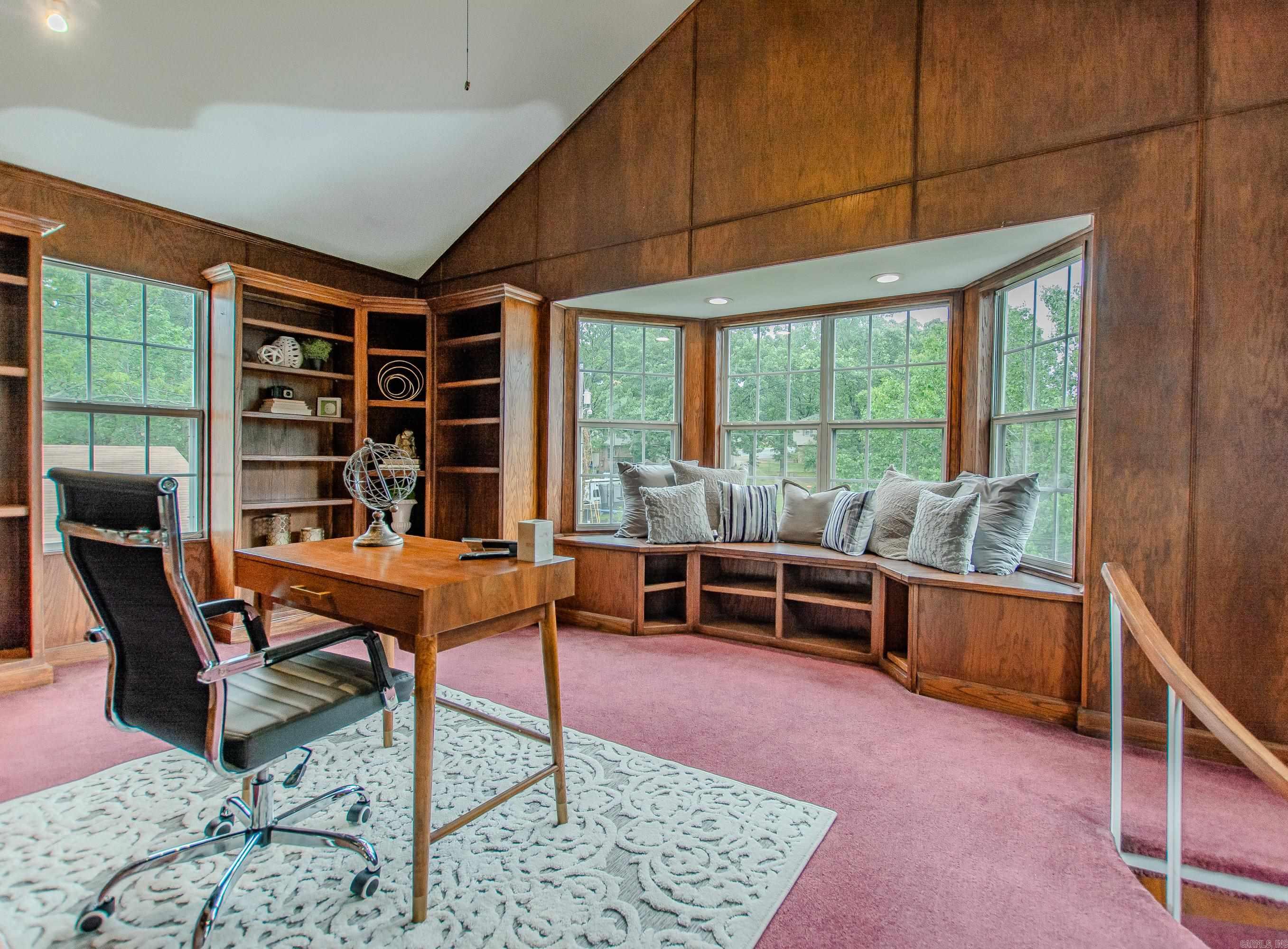 INDIAN HILLS - Residential