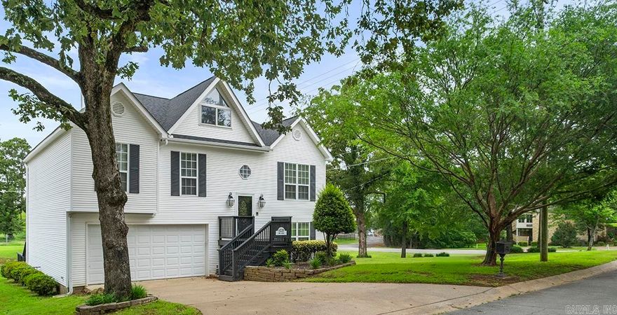 This Remarkable Home will give you all the Space you need for your Family. Priced to Sell this 3 or 4 bedroom home is one you won't want to miss!! Take a look at the large Den with a Fireplace, the beautiful office overlooking the Creek, Sunroom, A bonus Room, A lovely kitchen with lots of space for cooking and a great Deck across the back for cookouts or for just Hanging out!! Don't miss the extra lot next door that is listed and priced separately for $15000. This home has been well maintained and ready to be your HOME!! Take a look today!