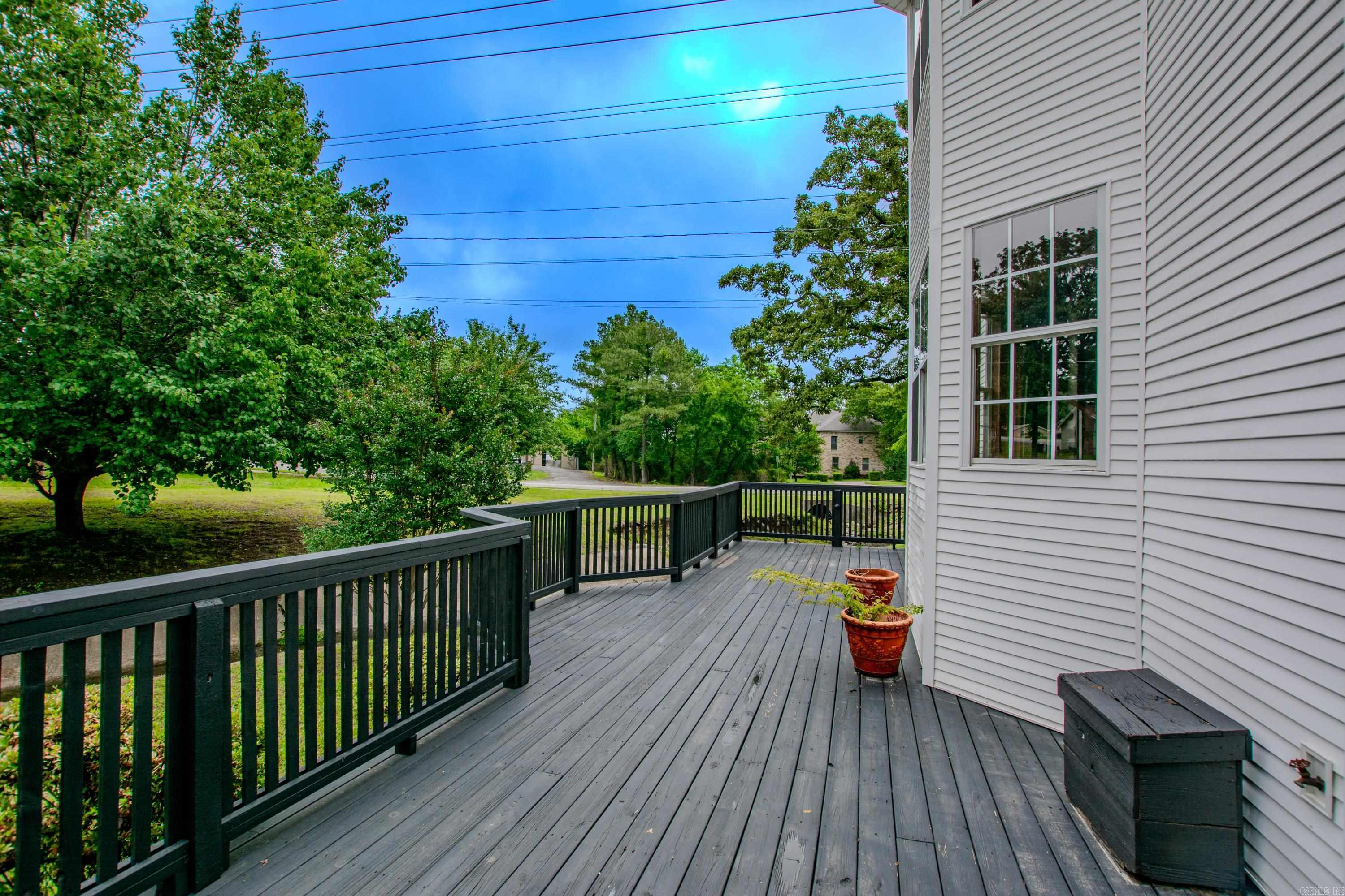 INDIAN HILLS - Residential