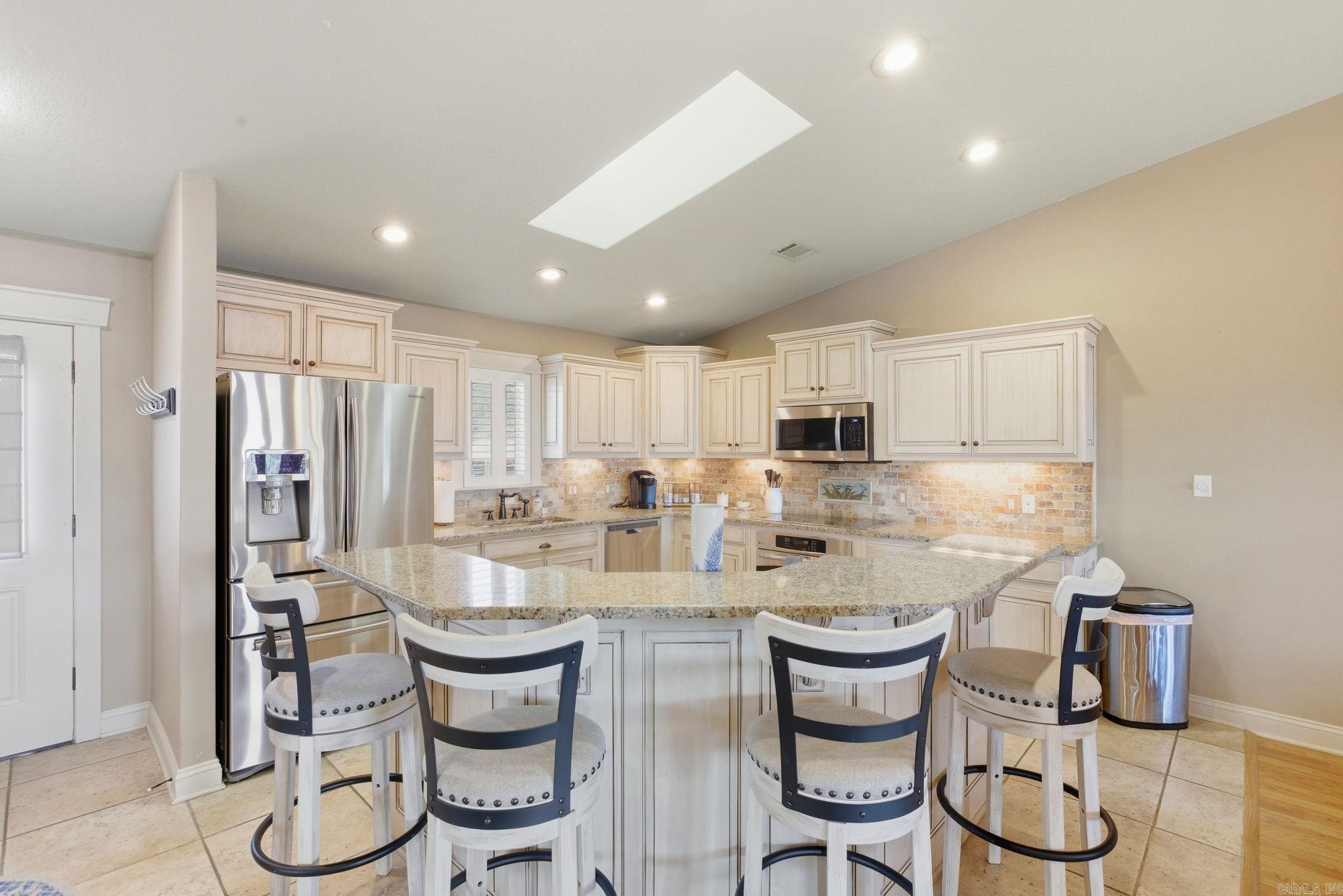 WATERS EDGE HPR - Residential