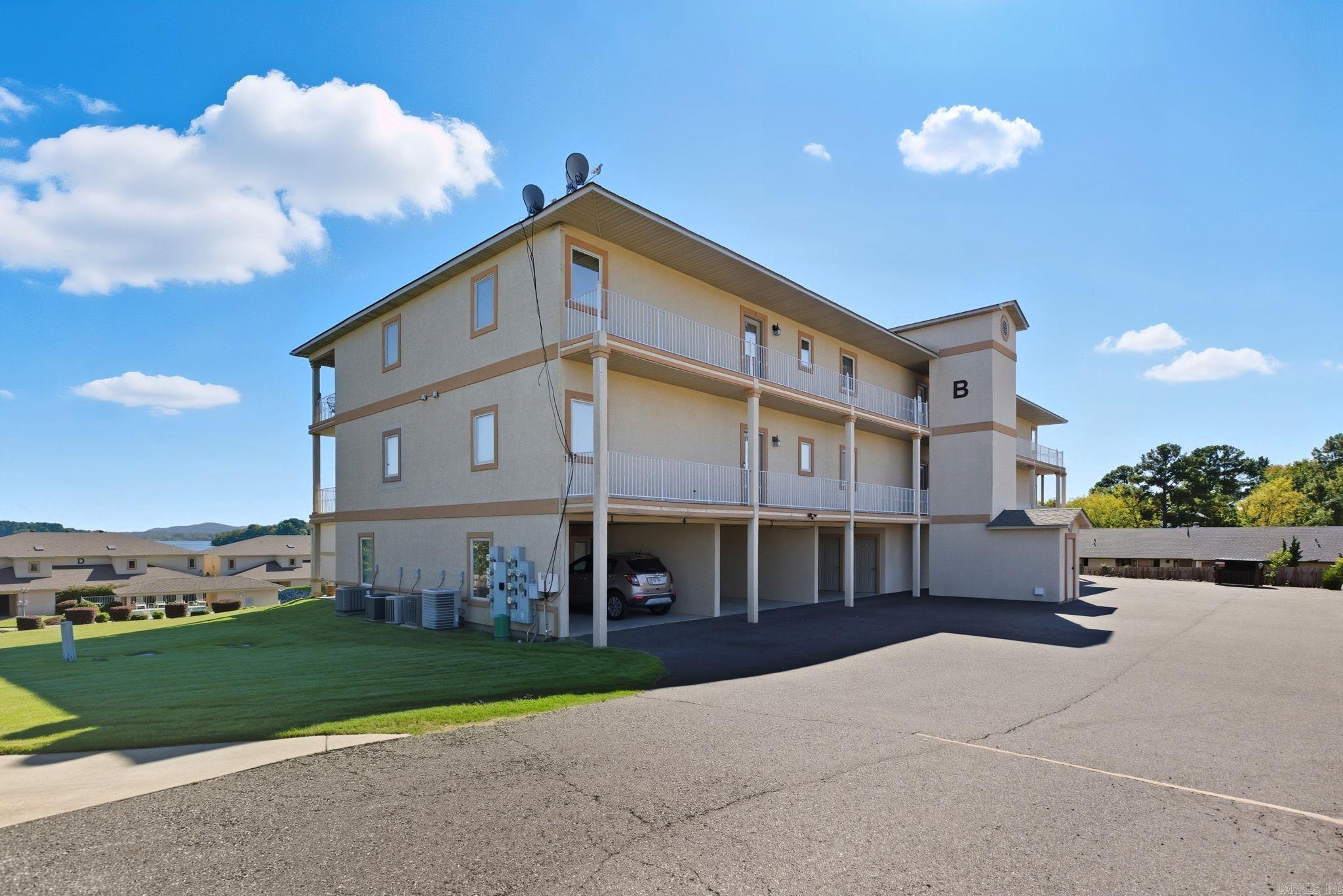 WATERS EDGE HPR - Residential
