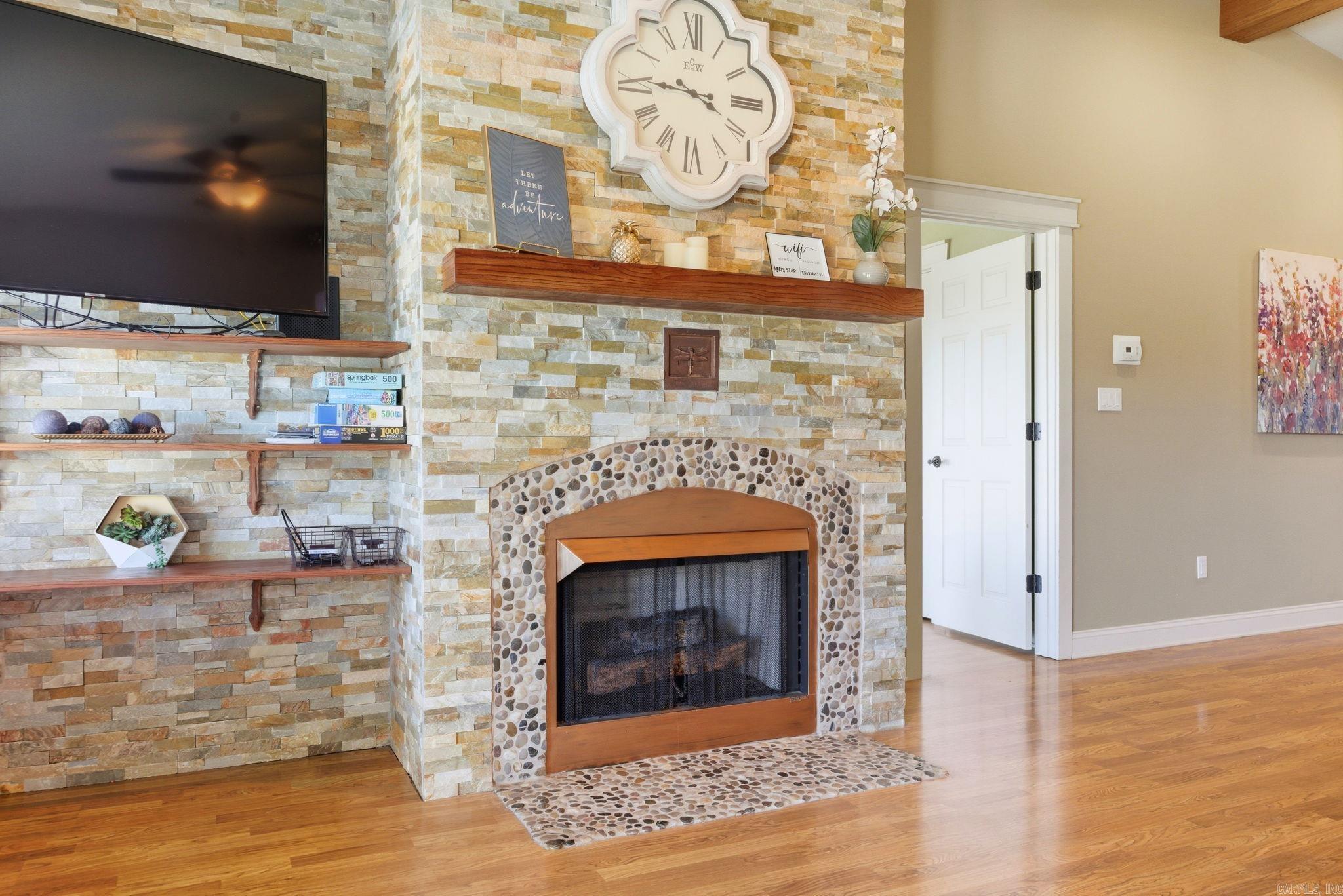 WATERS EDGE HPR - Residential
