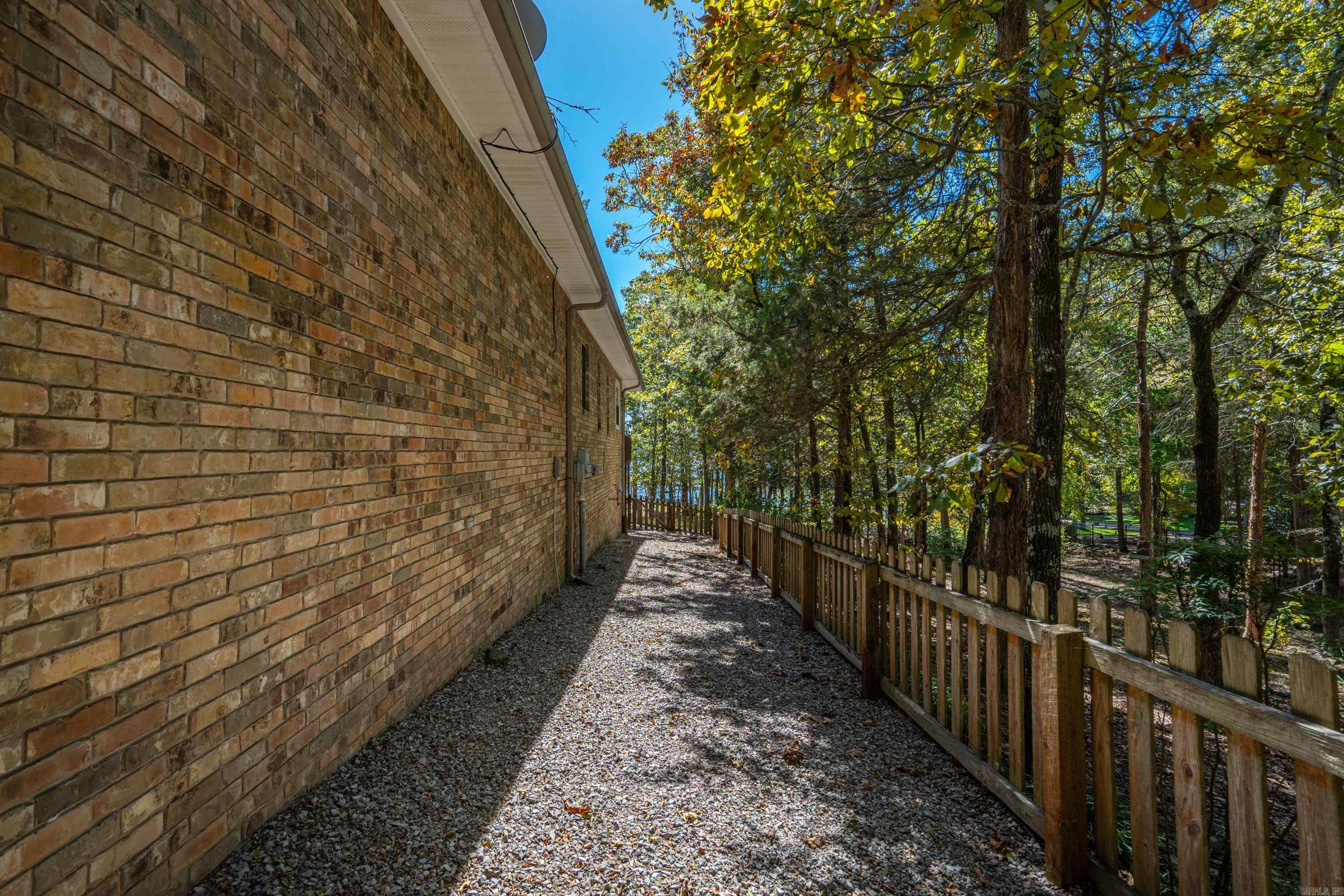 SANCHEZ - Residential