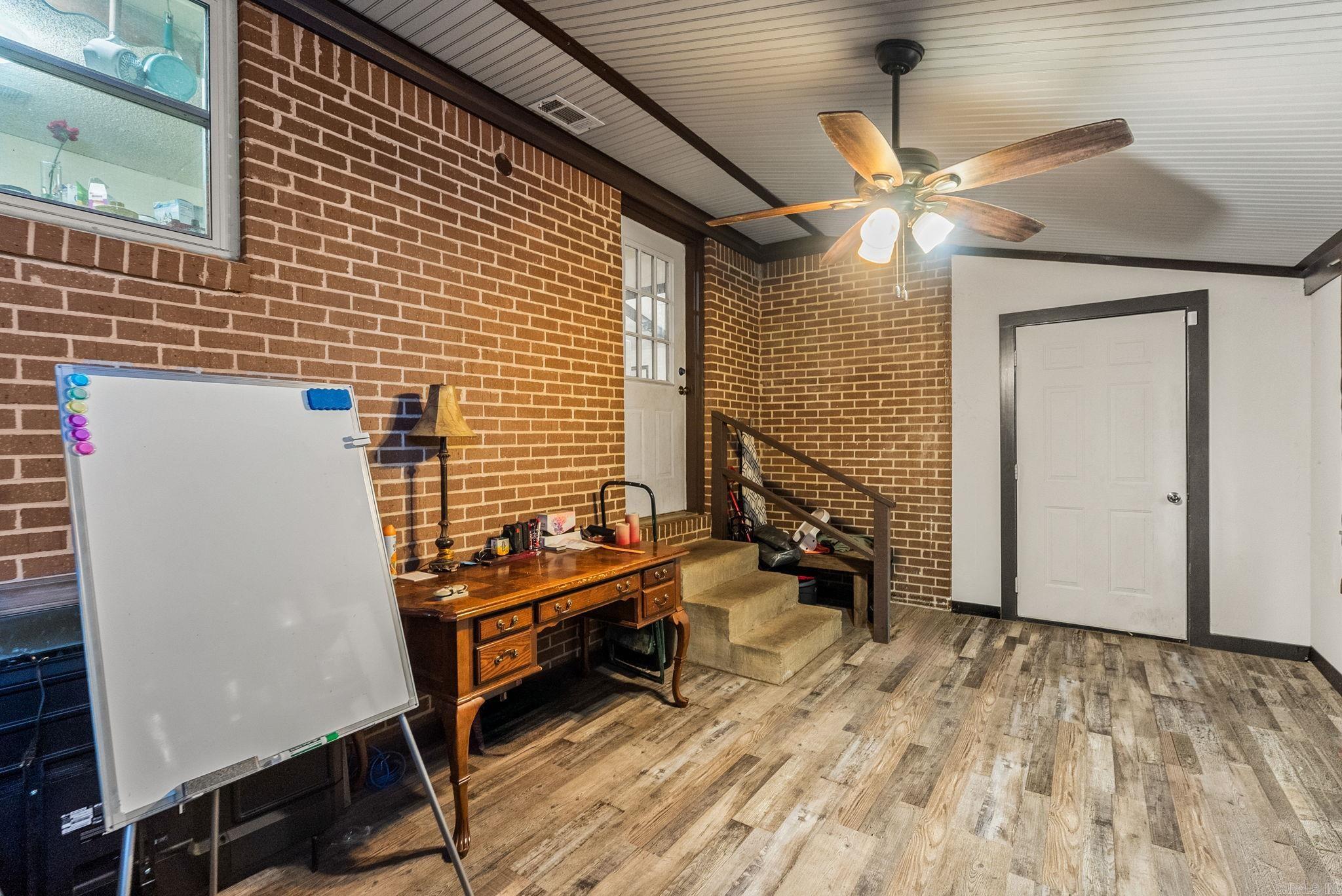 CARDINAL VALLEY - Residential