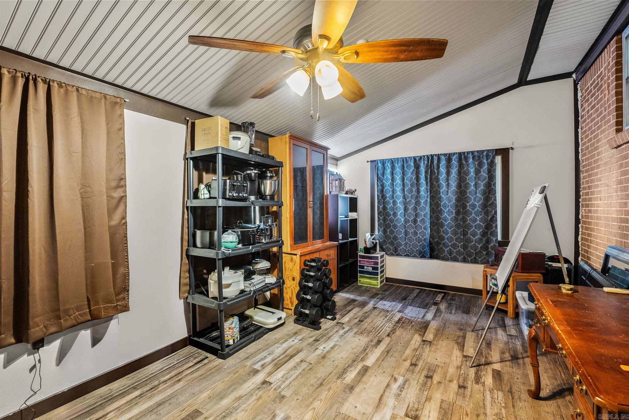 CARDINAL VALLEY - Residential