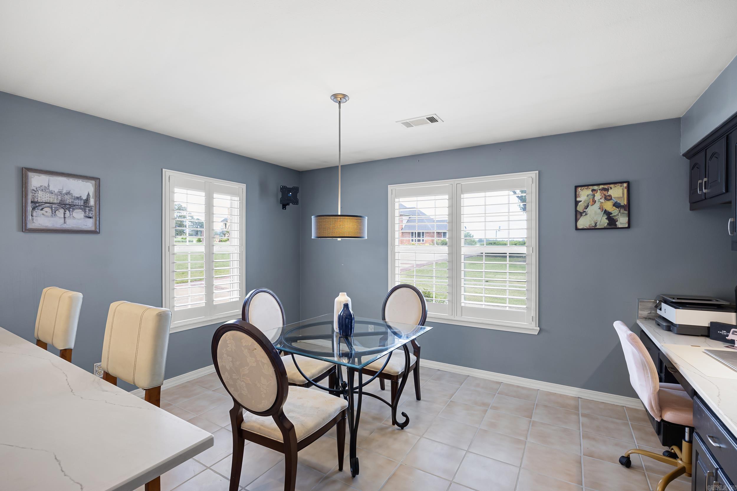 ROCKCLIFFE - Residential