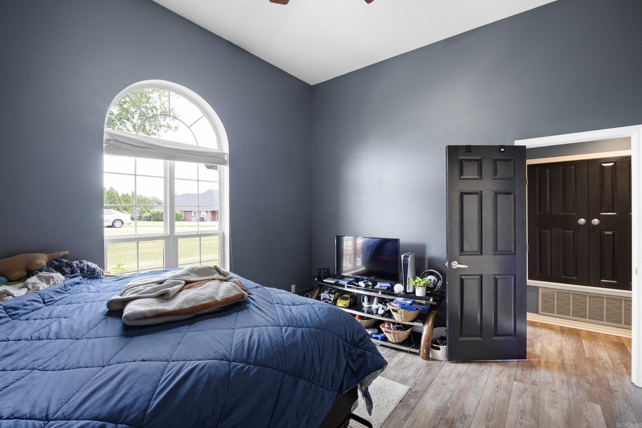 ROCKCLIFFE - Residential