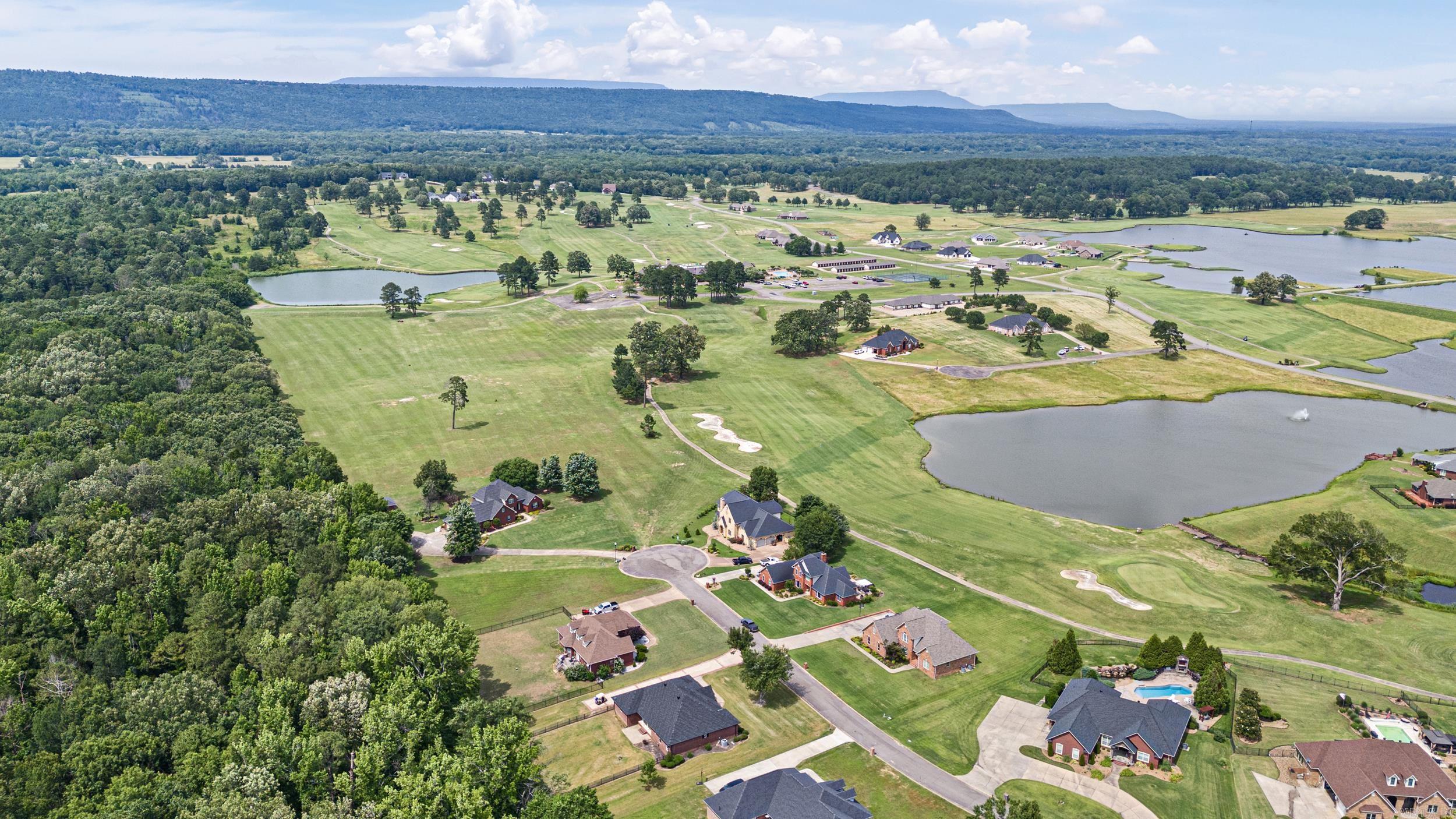 ROCKCLIFFE - Residential