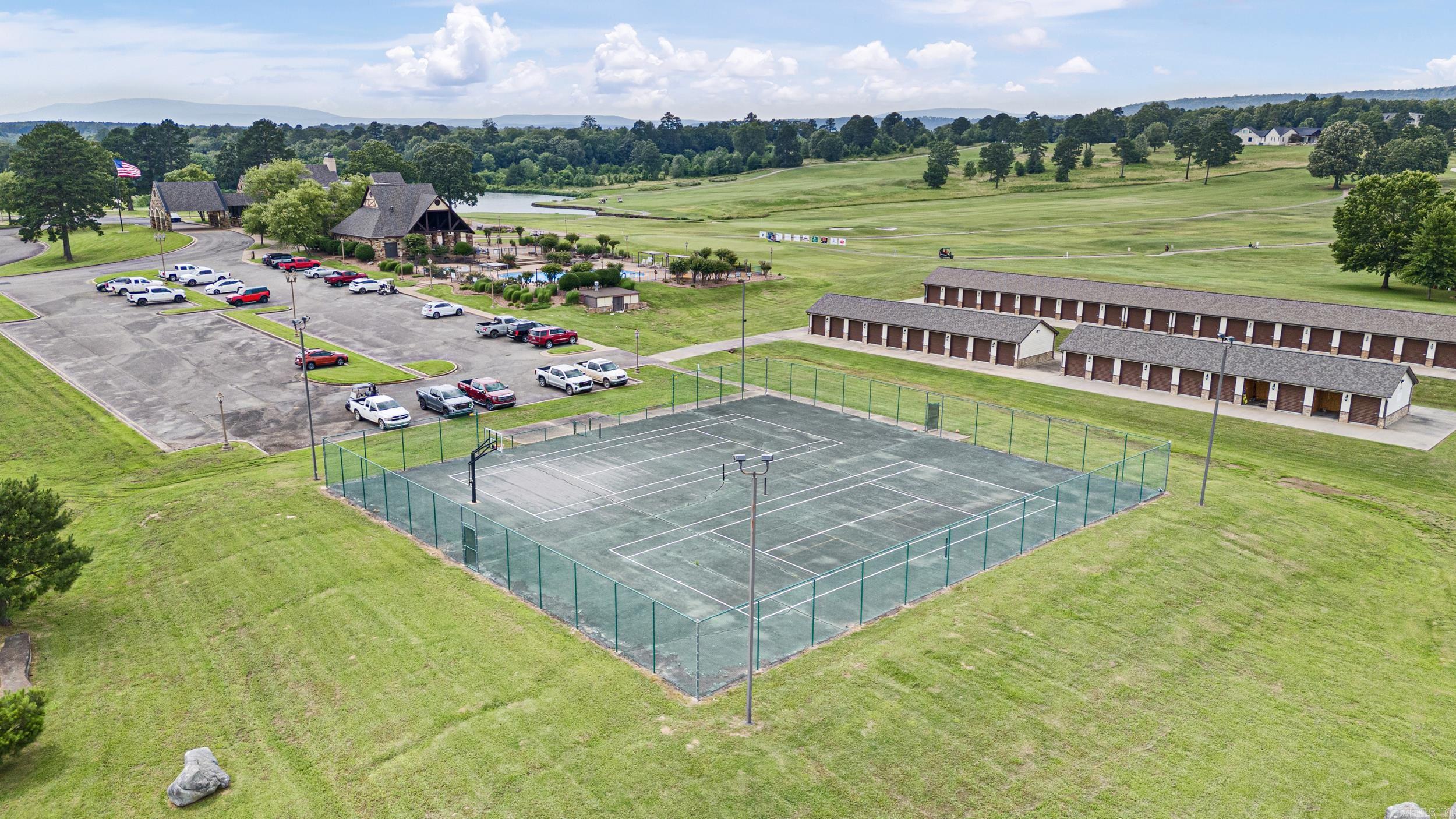 ROCKCLIFFE - Residential