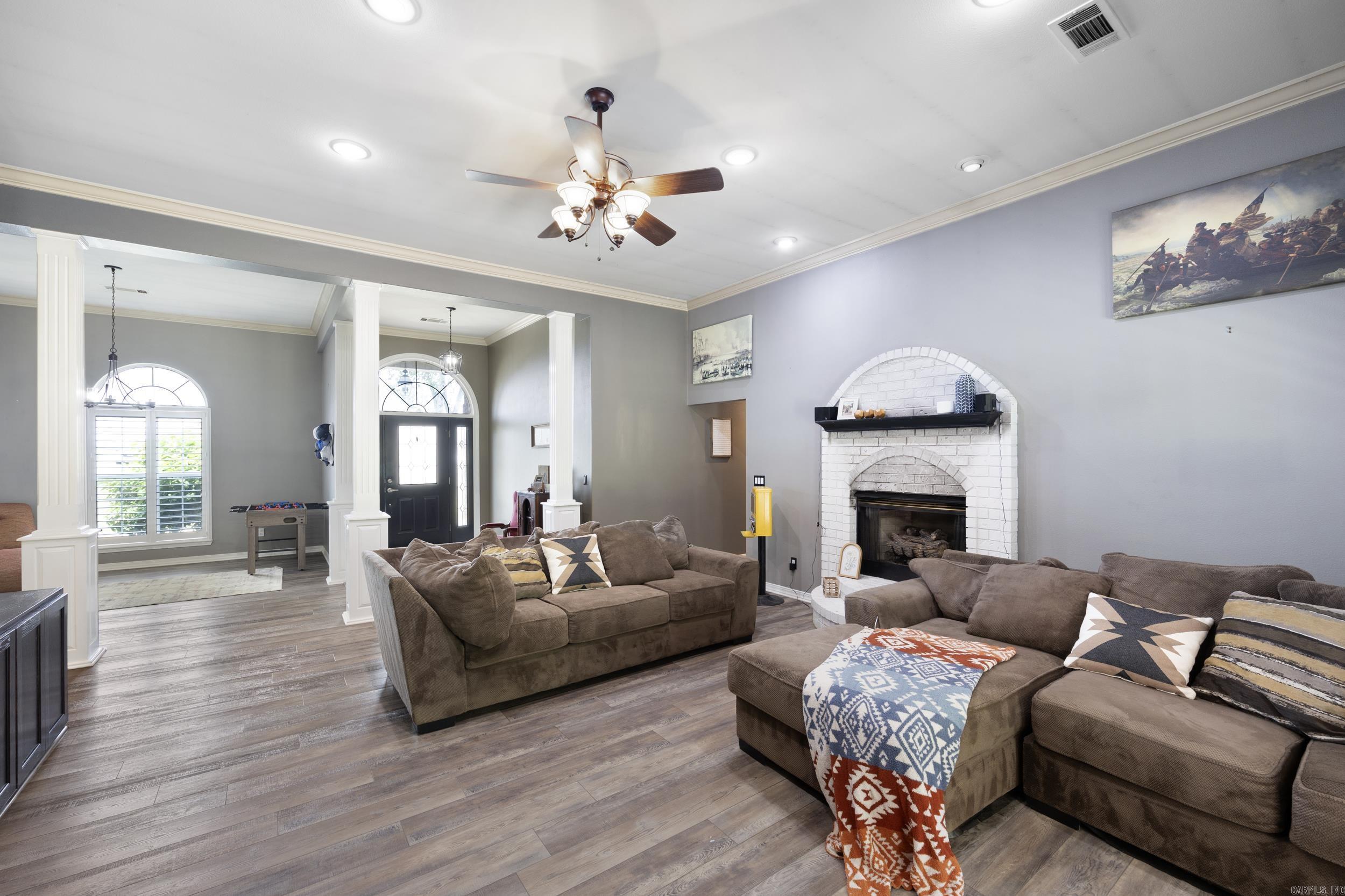 ROCKCLIFFE - Residential