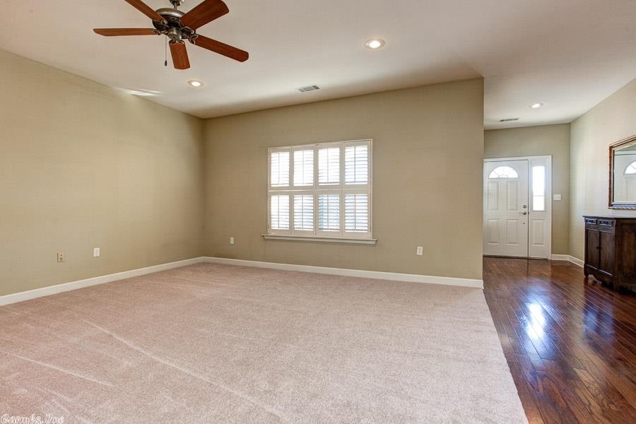 STAGECOACH VILLAGE - Residential