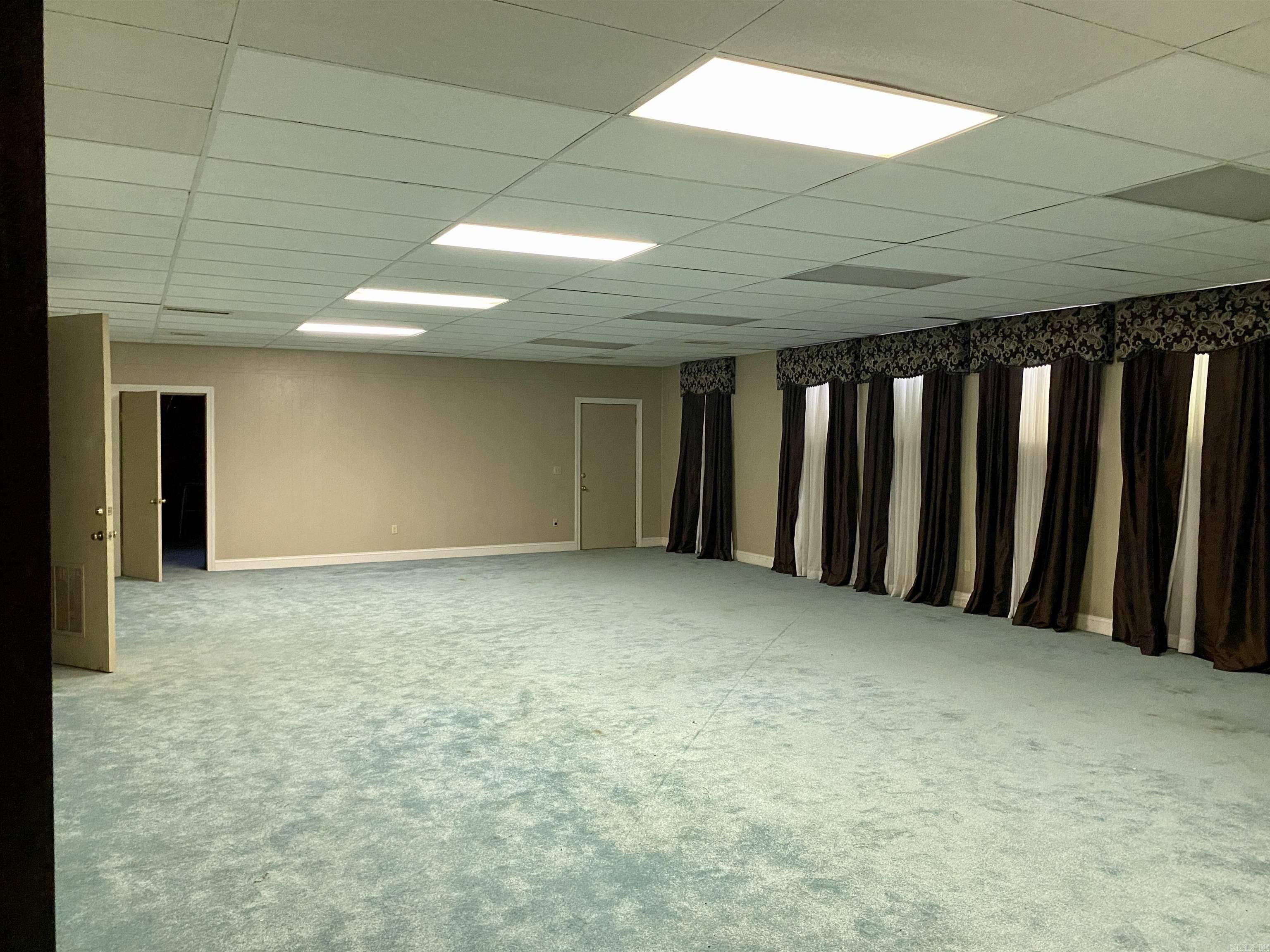 Outlots C 32-10-23 - Commercial Sale