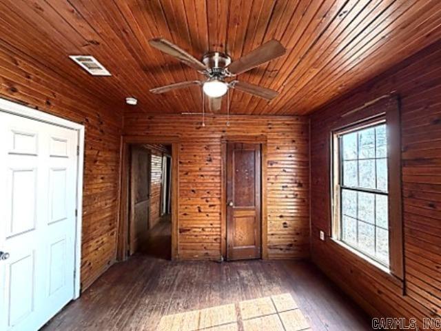 BARROW JOHN - Residential