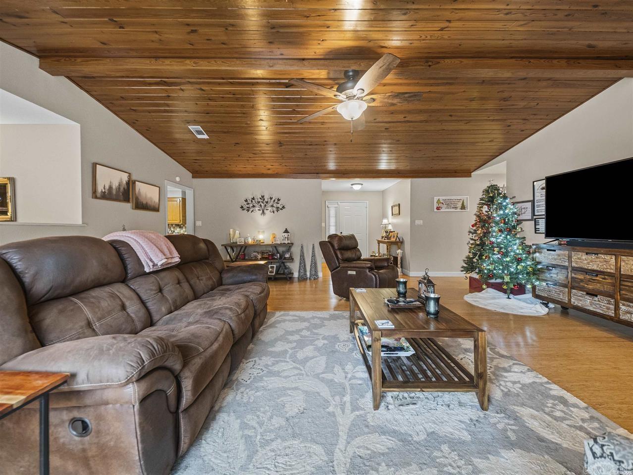 COCA BAY - IN - Residential