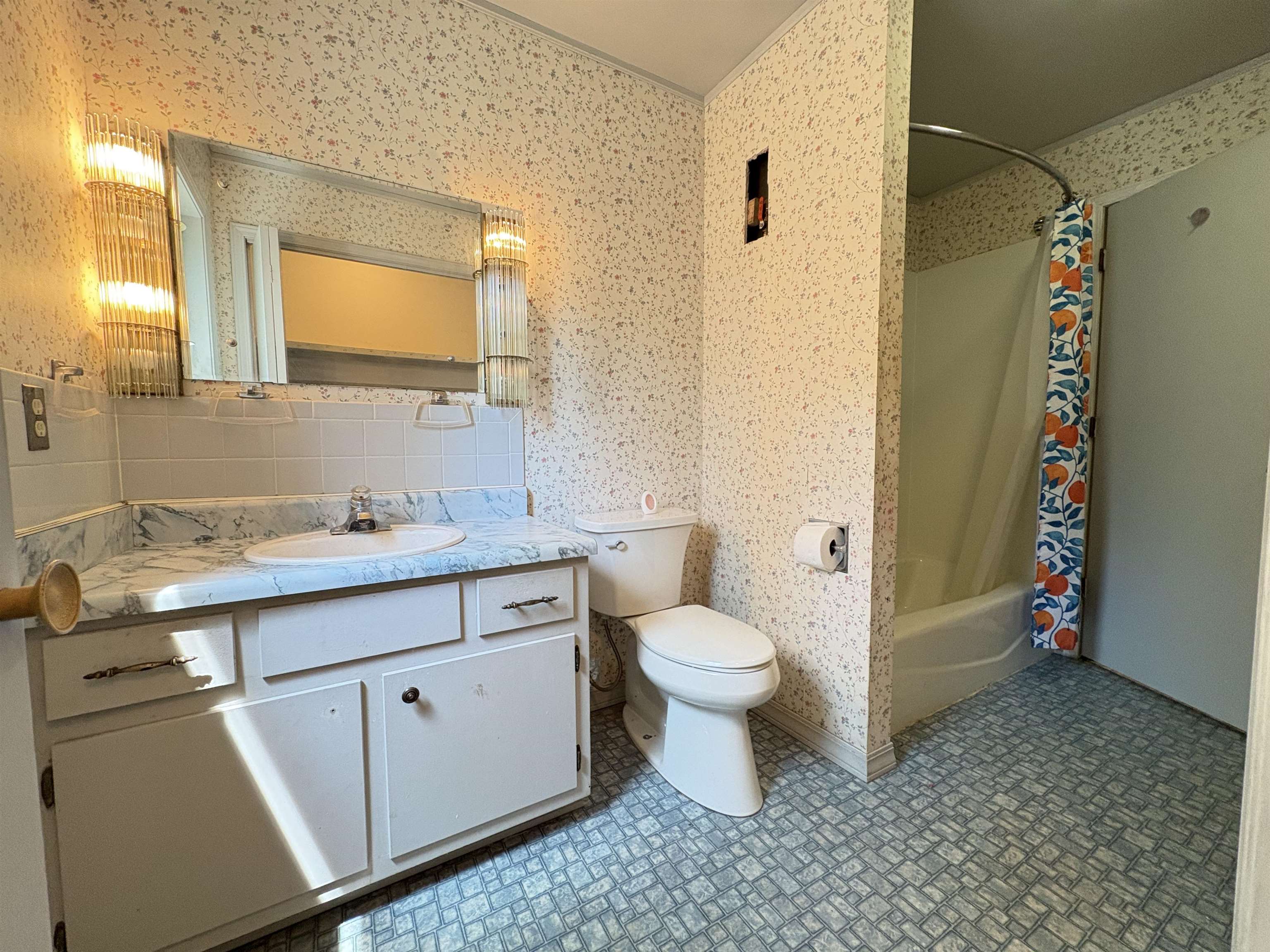 SOUTH SHORE - Residential