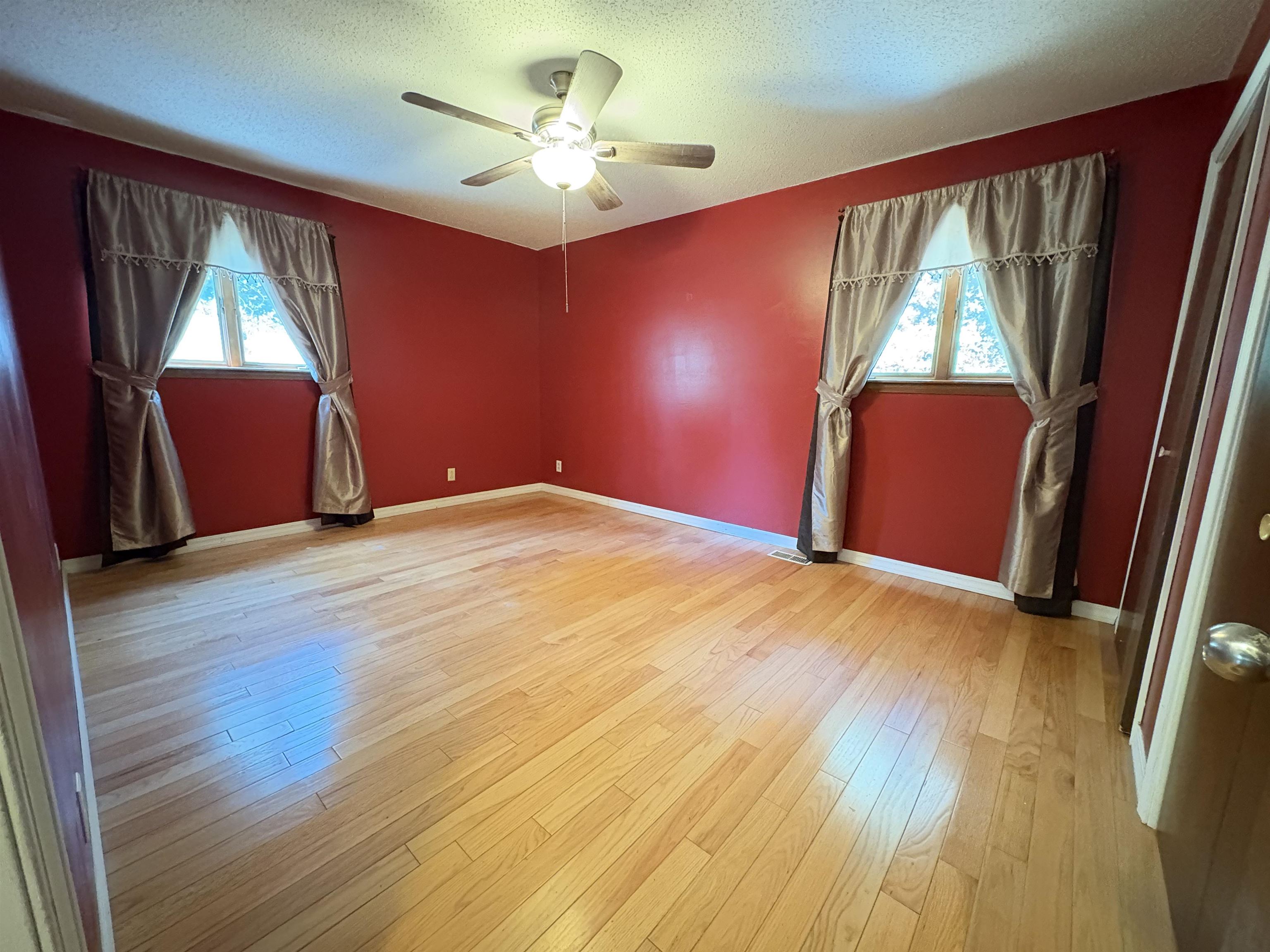 SOUTH SHORE - Residential