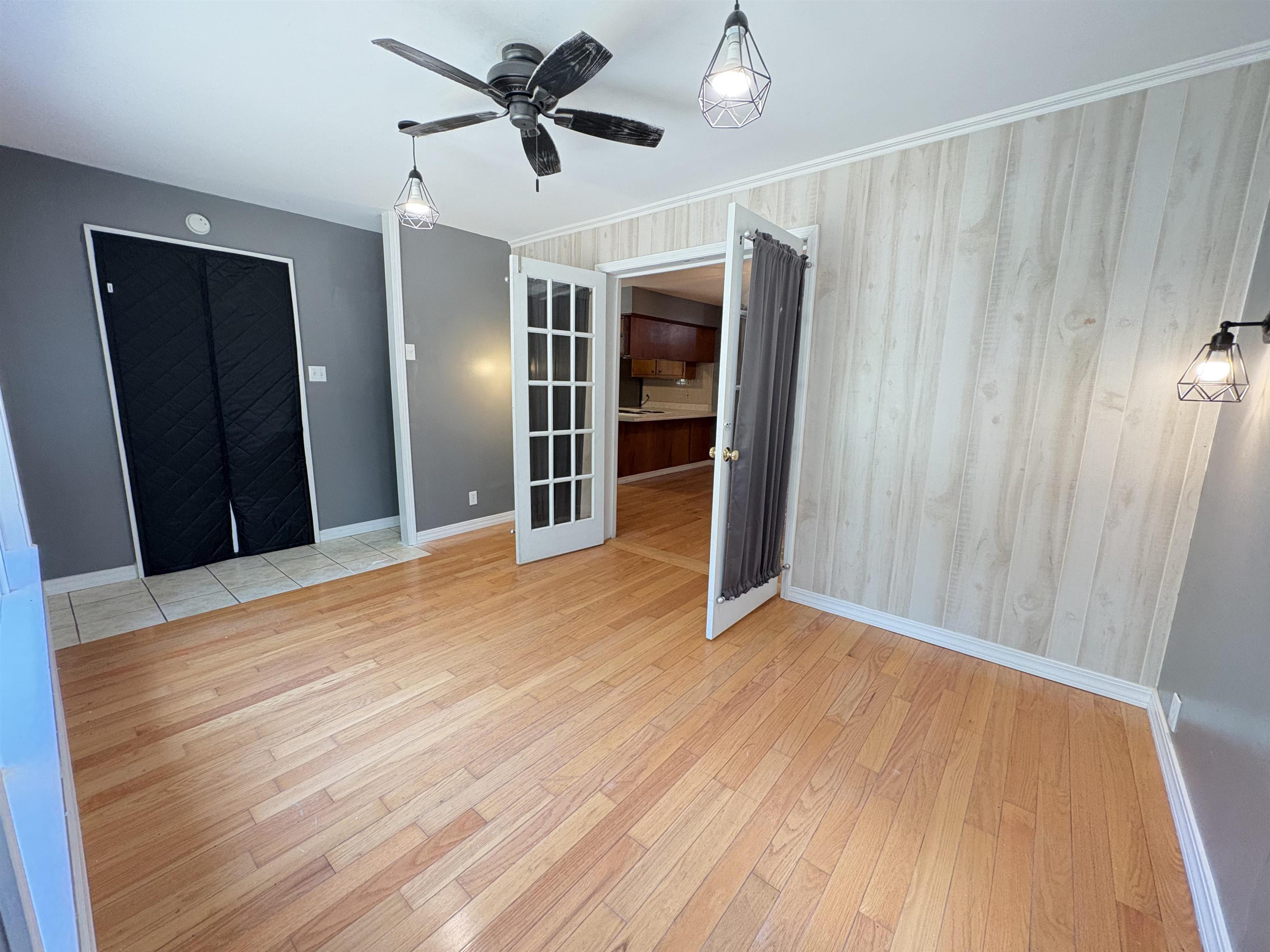 SOUTH SHORE - Residential