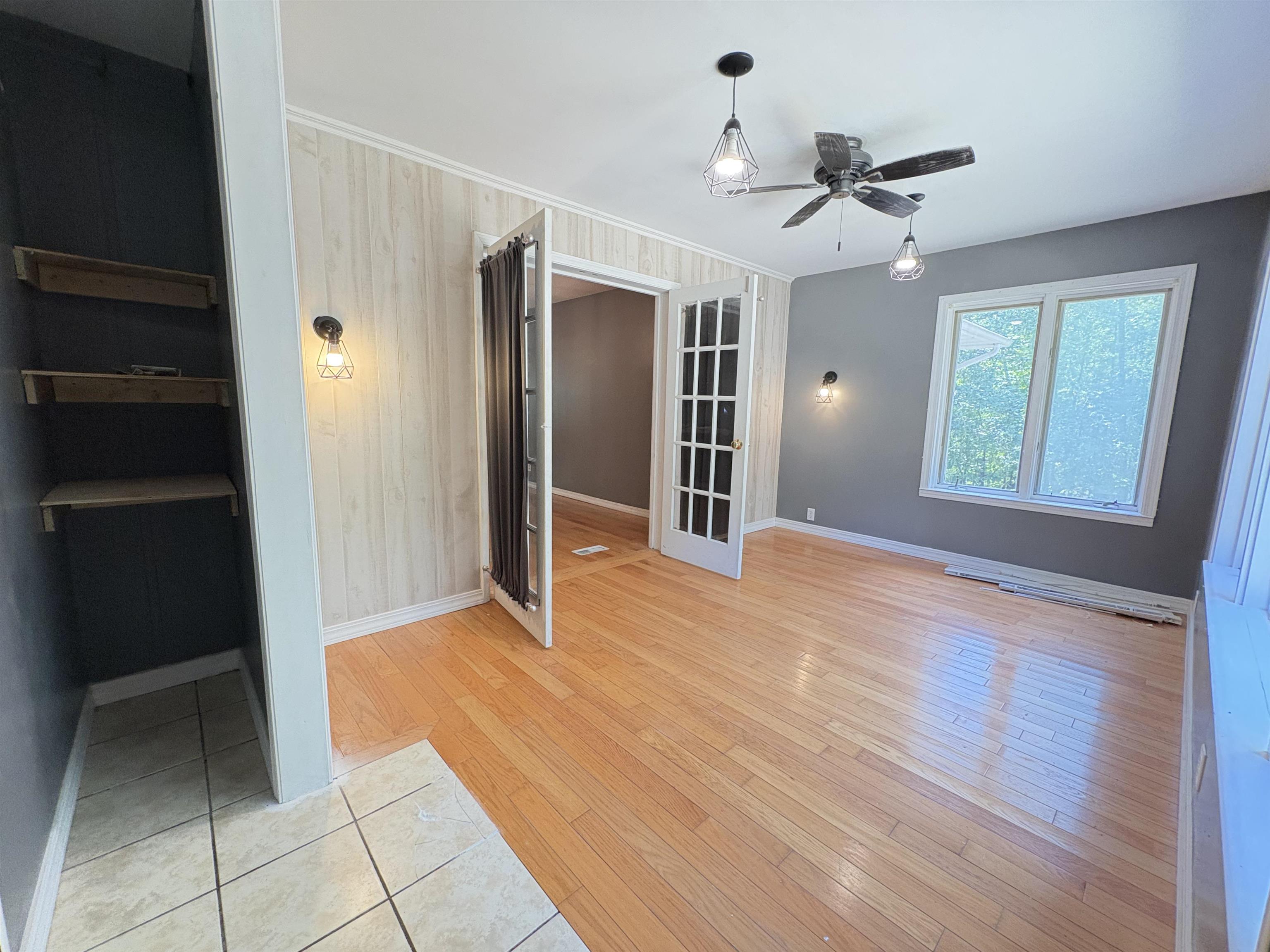 SOUTH SHORE - Residential