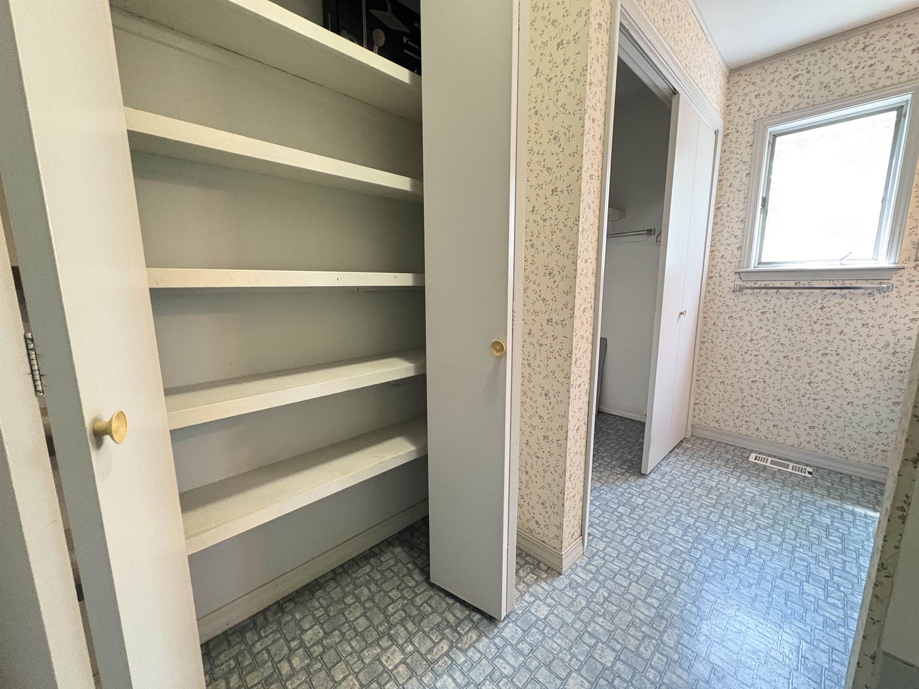 SOUTH SHORE - Residential