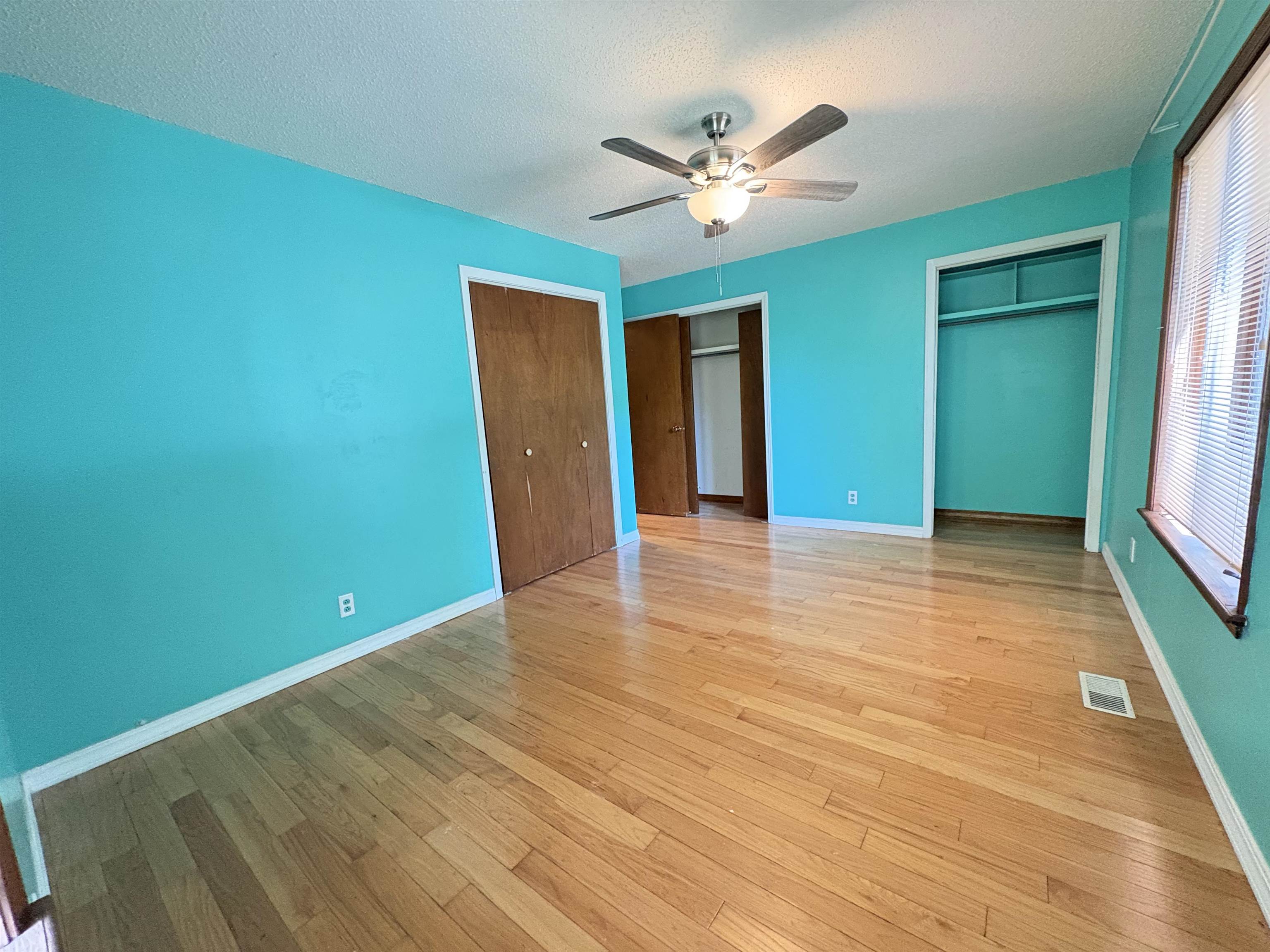 SOUTH SHORE - Residential