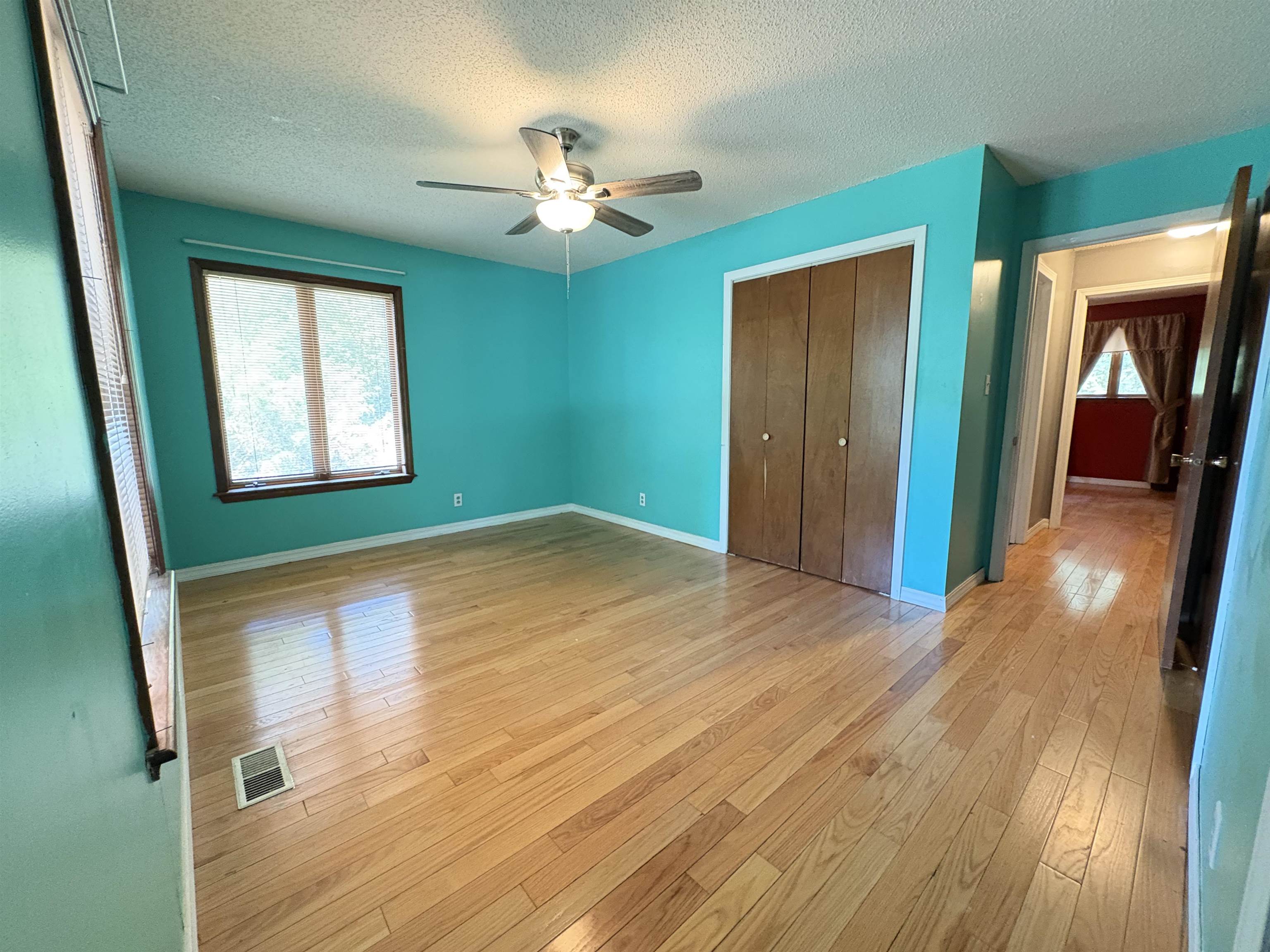 SOUTH SHORE - Residential