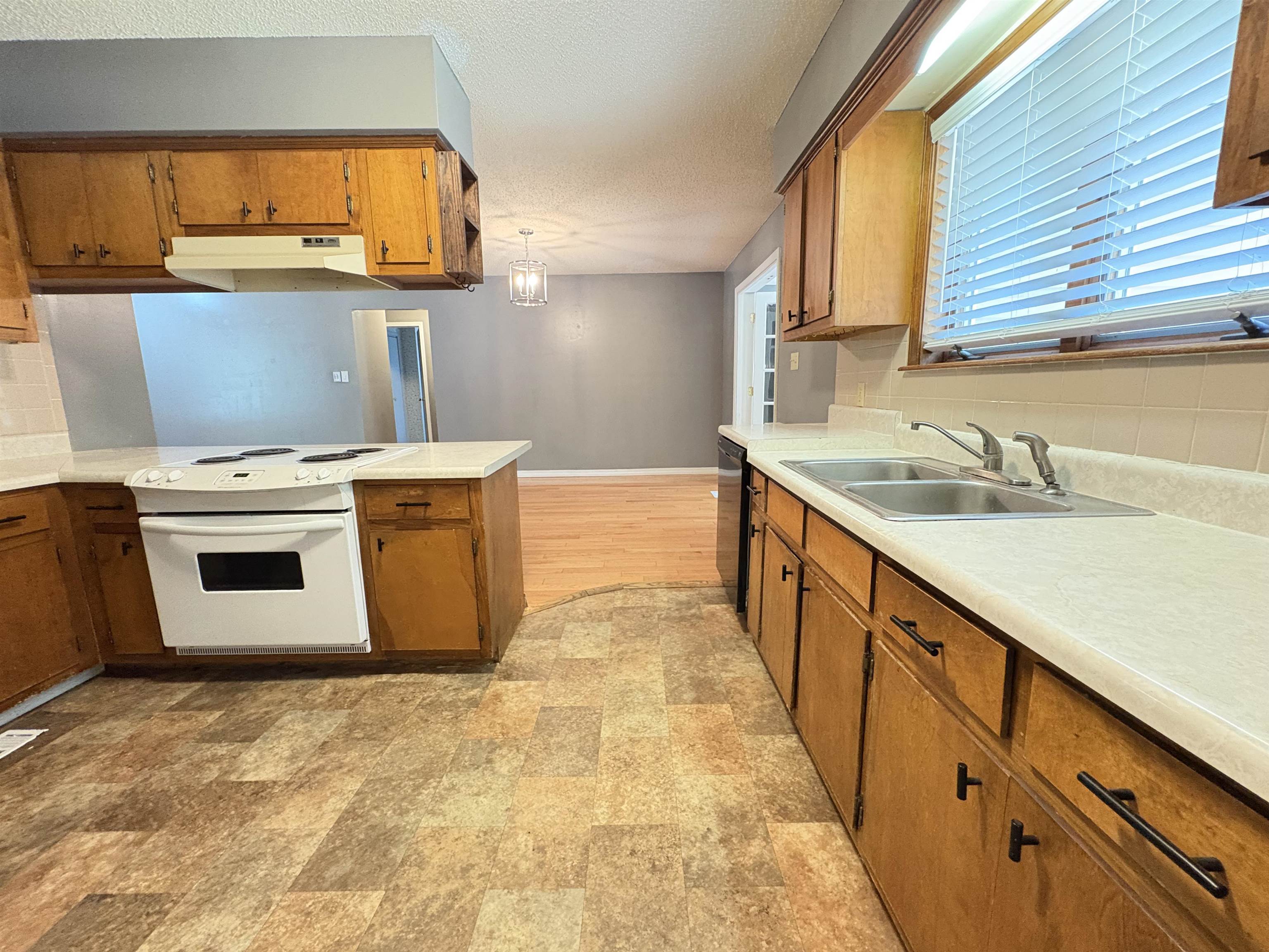 SOUTH SHORE - Residential