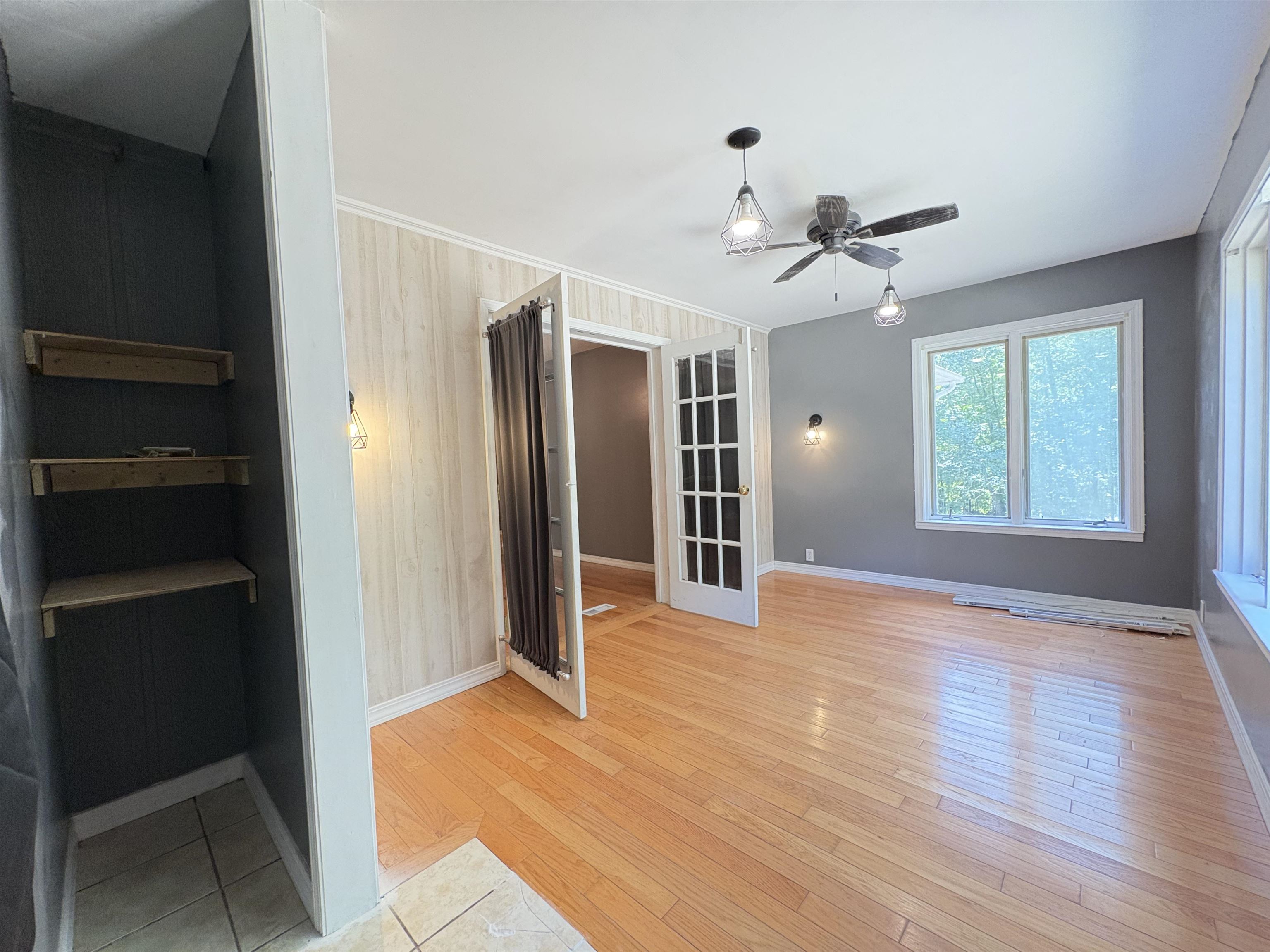 SOUTH SHORE - Residential