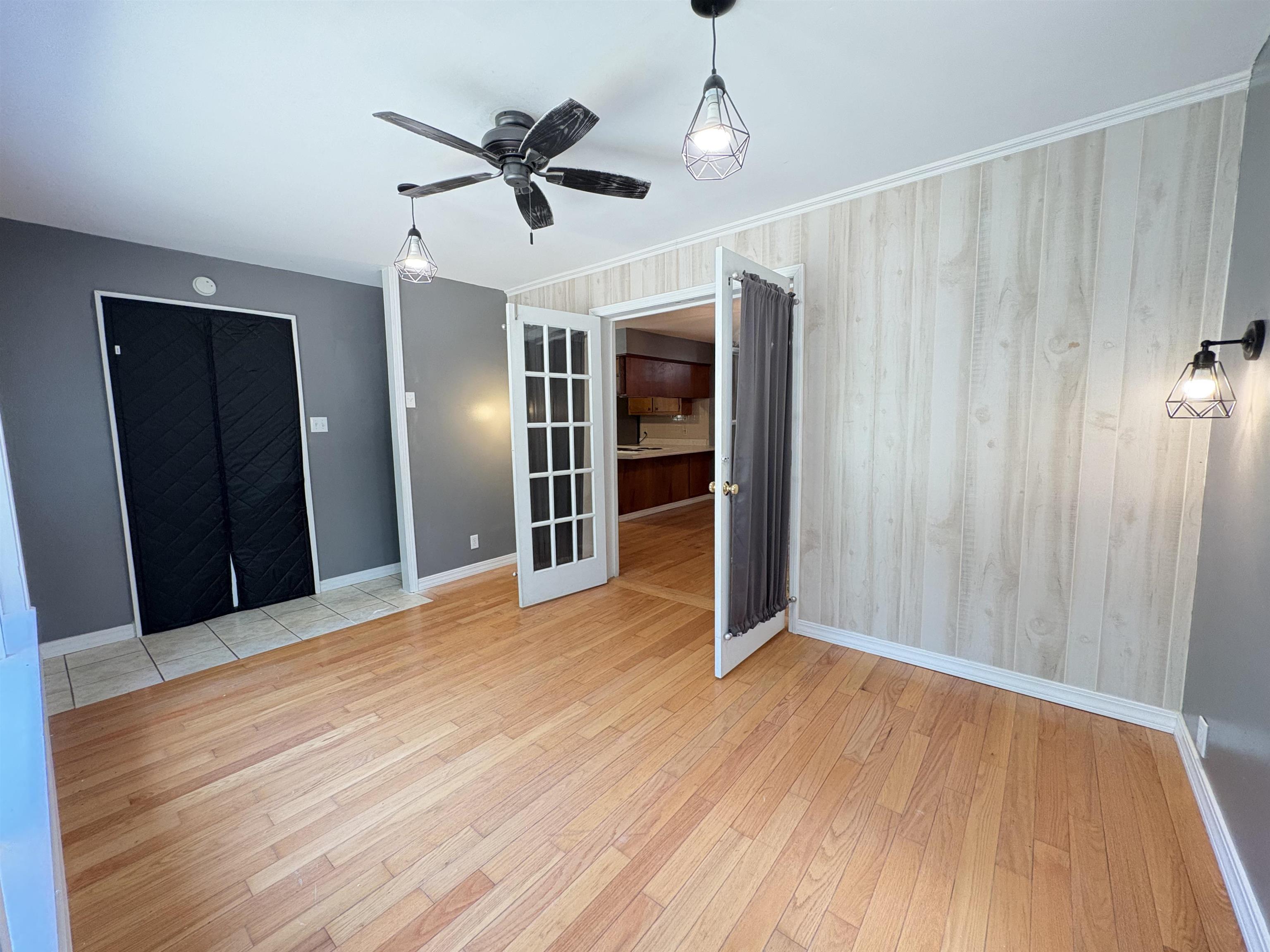 SOUTH SHORE - Residential