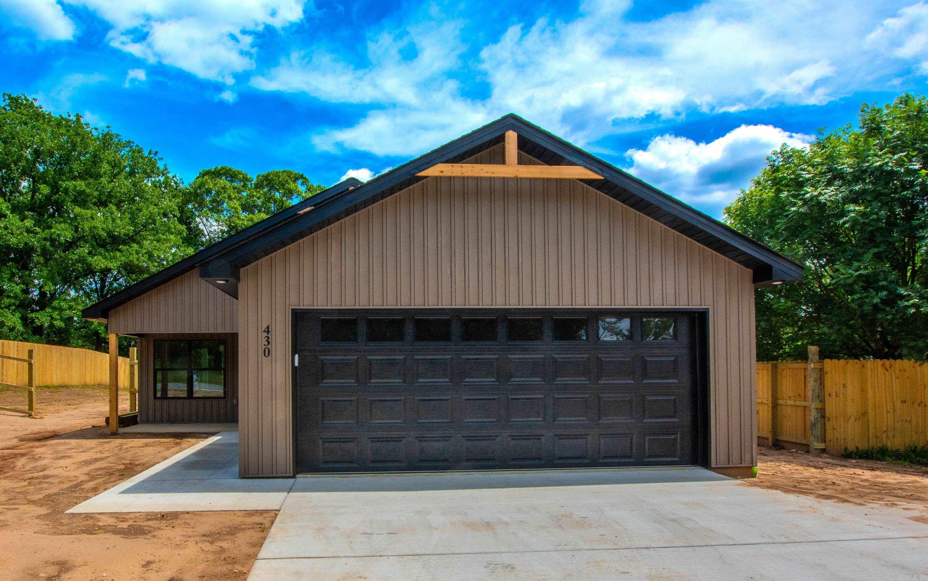 Hill Crest - Residential