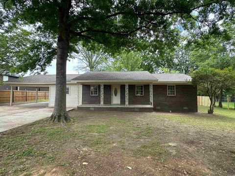 Photo of 22 Deerwood Drive, Sheridan, AR 72150 (MLS # 26016368)