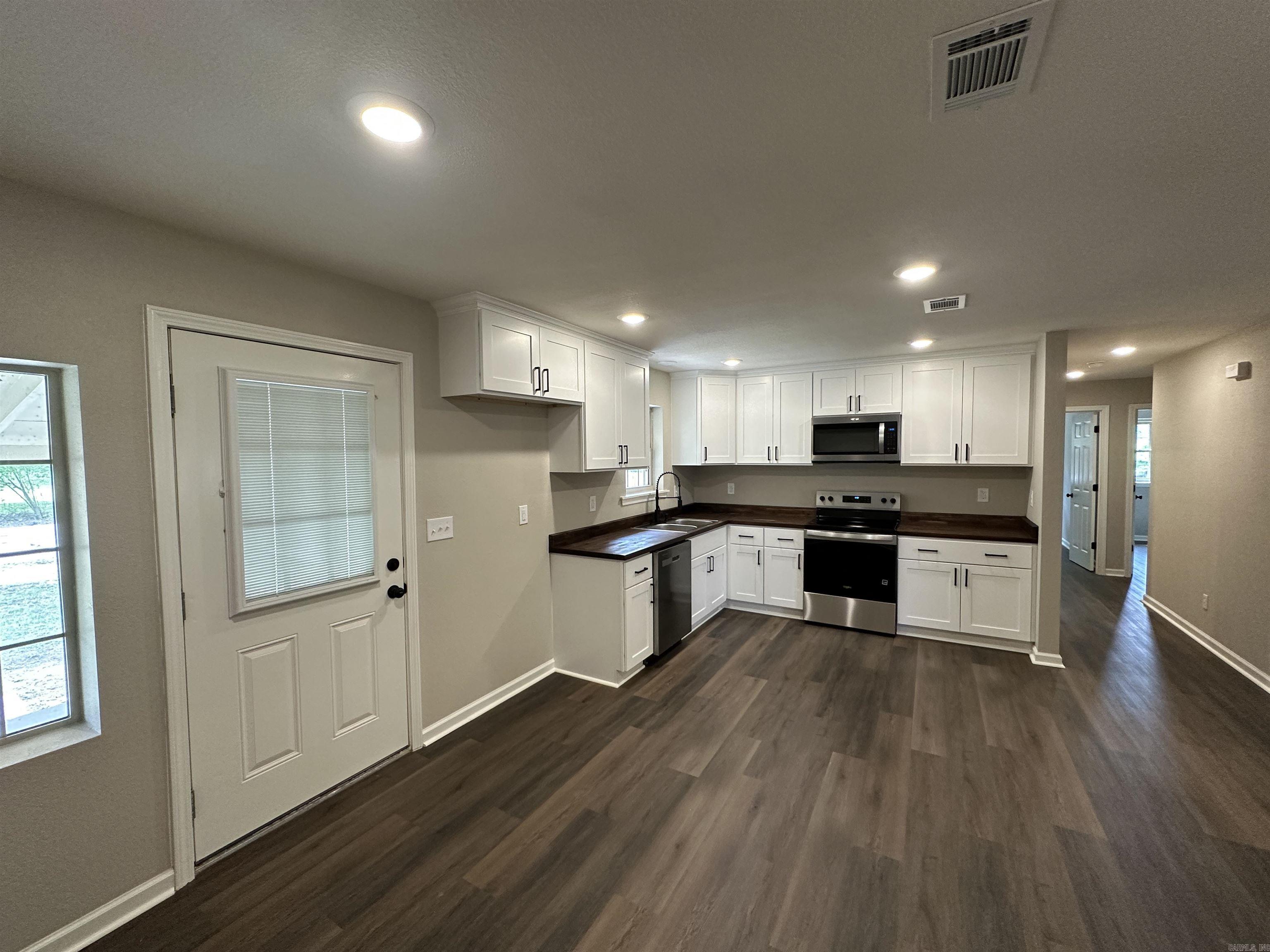 DEERWOOD - Residential