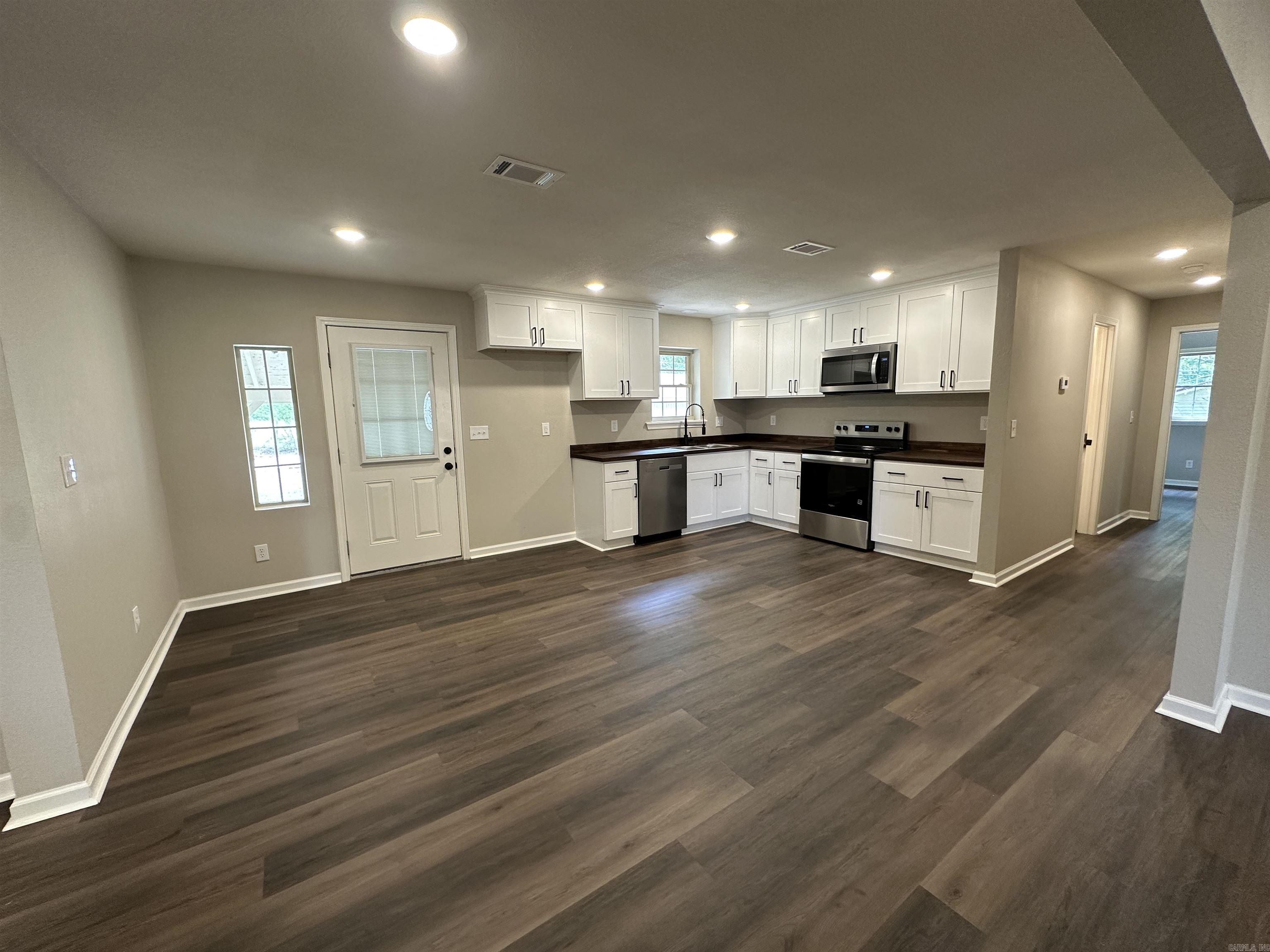 DEERWOOD - Residential