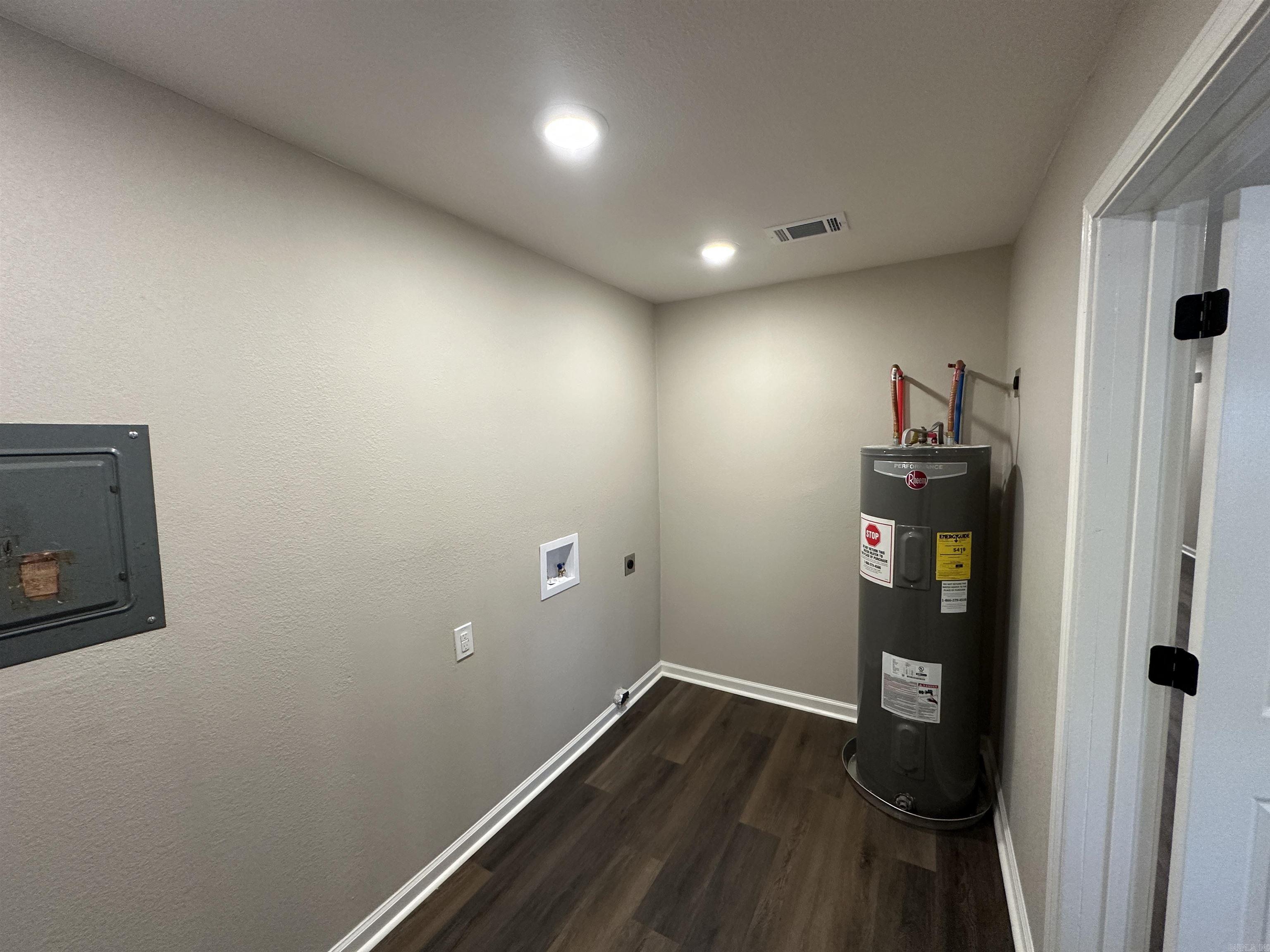 DEERWOOD - Residential