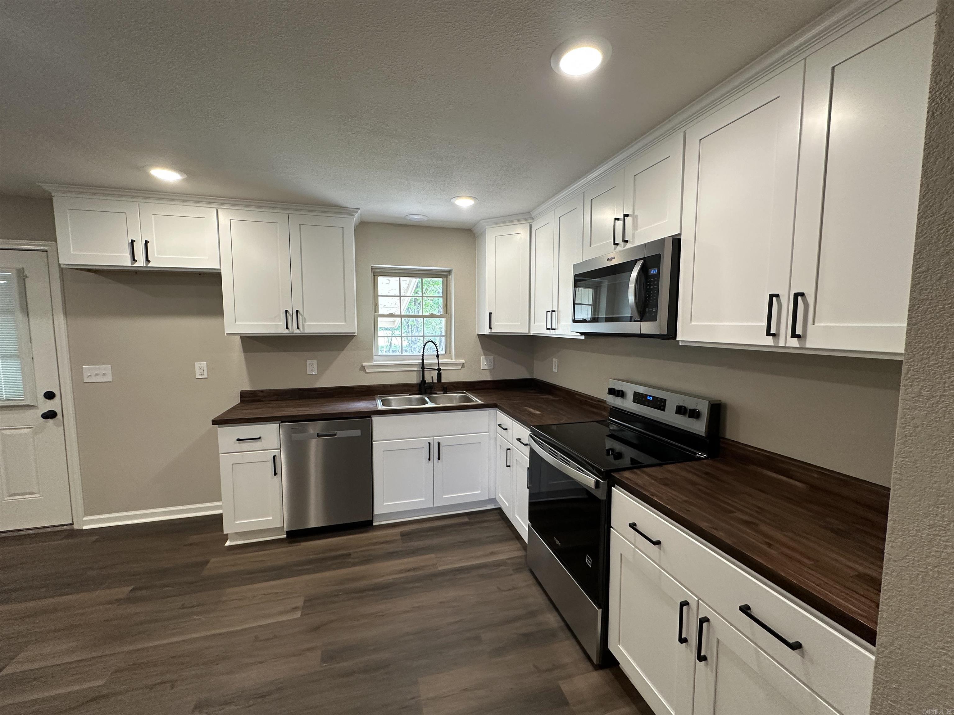 DEERWOOD - Residential