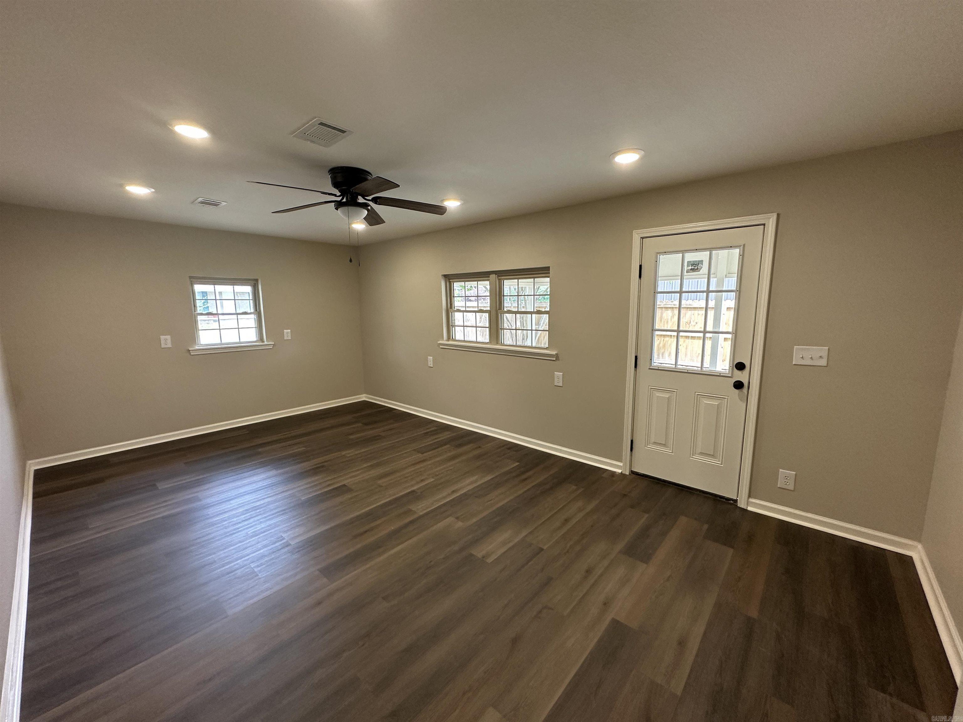 DEERWOOD - Residential