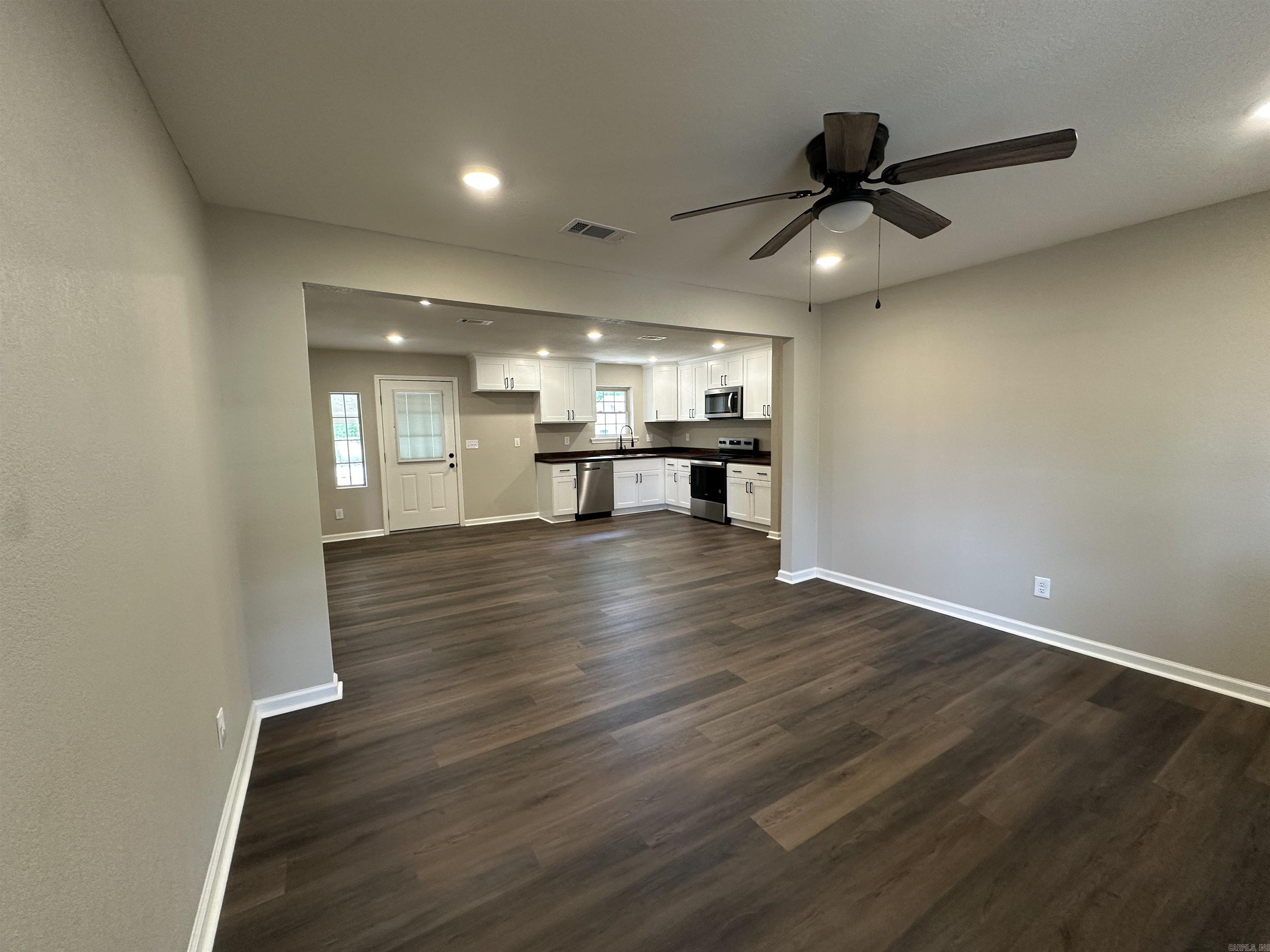 DEERWOOD - Residential